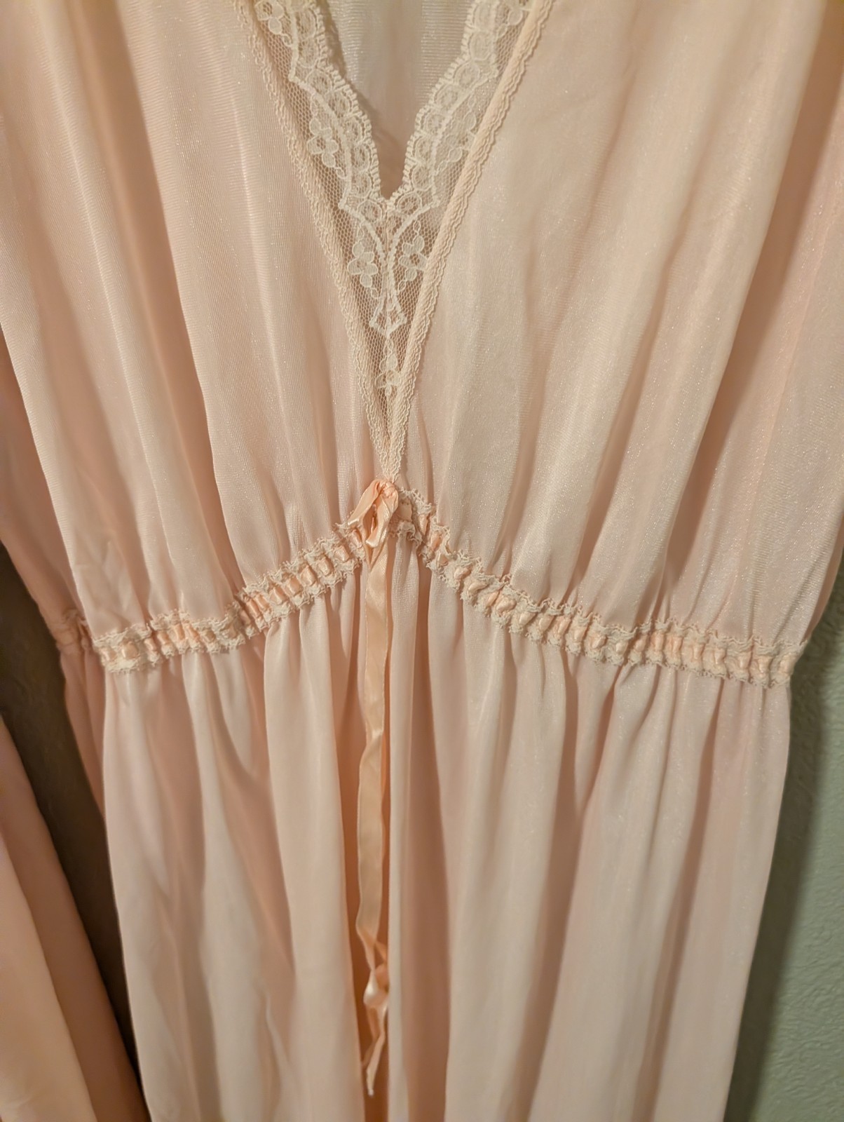 Vintage 1970’s Softness by Avon Womens Pink Long Dress Lace Nightgown And Robe