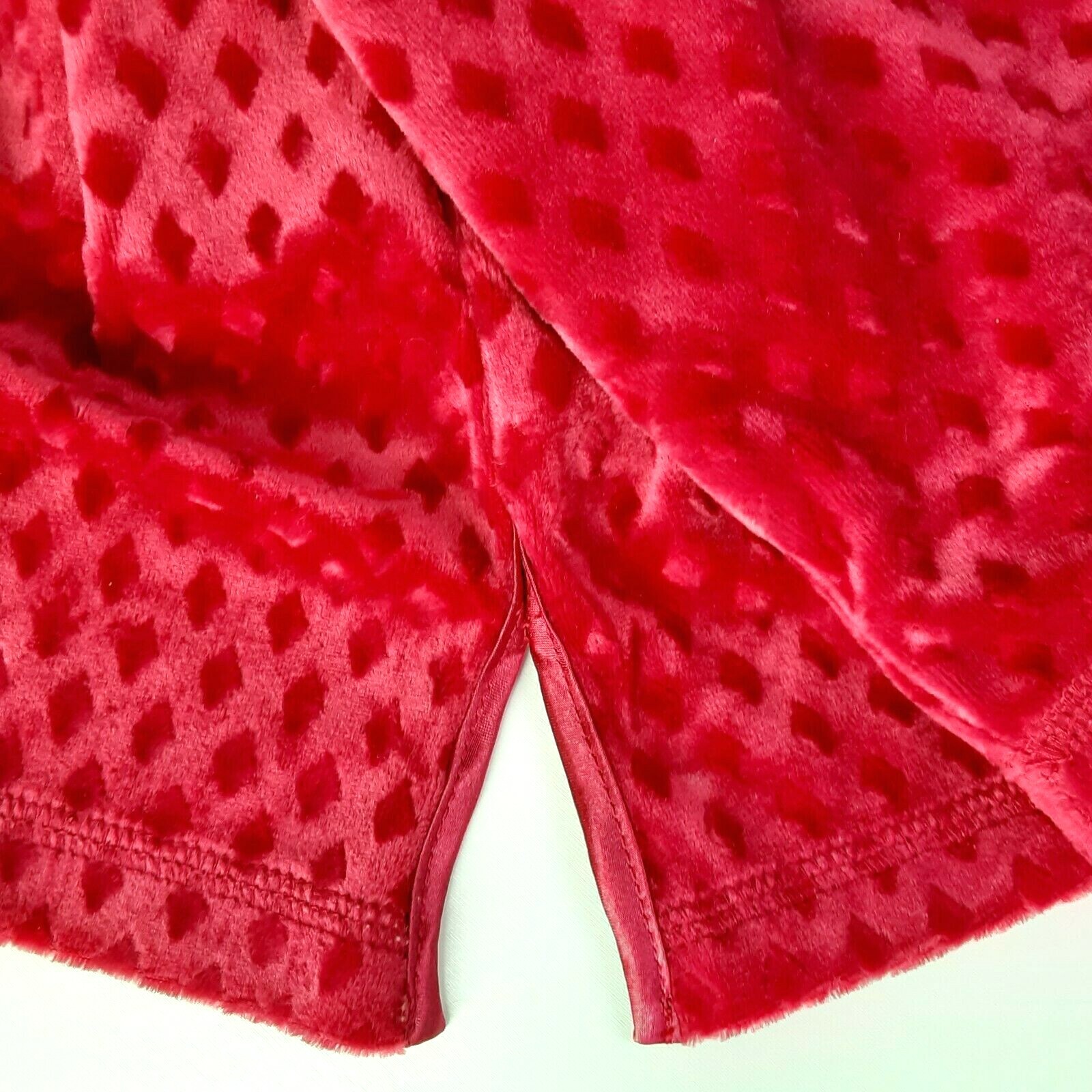 Vtg Sag Harbor Raised Diamond Crushed Velvet w/Charmeuse Satin Trim PJ Set LG