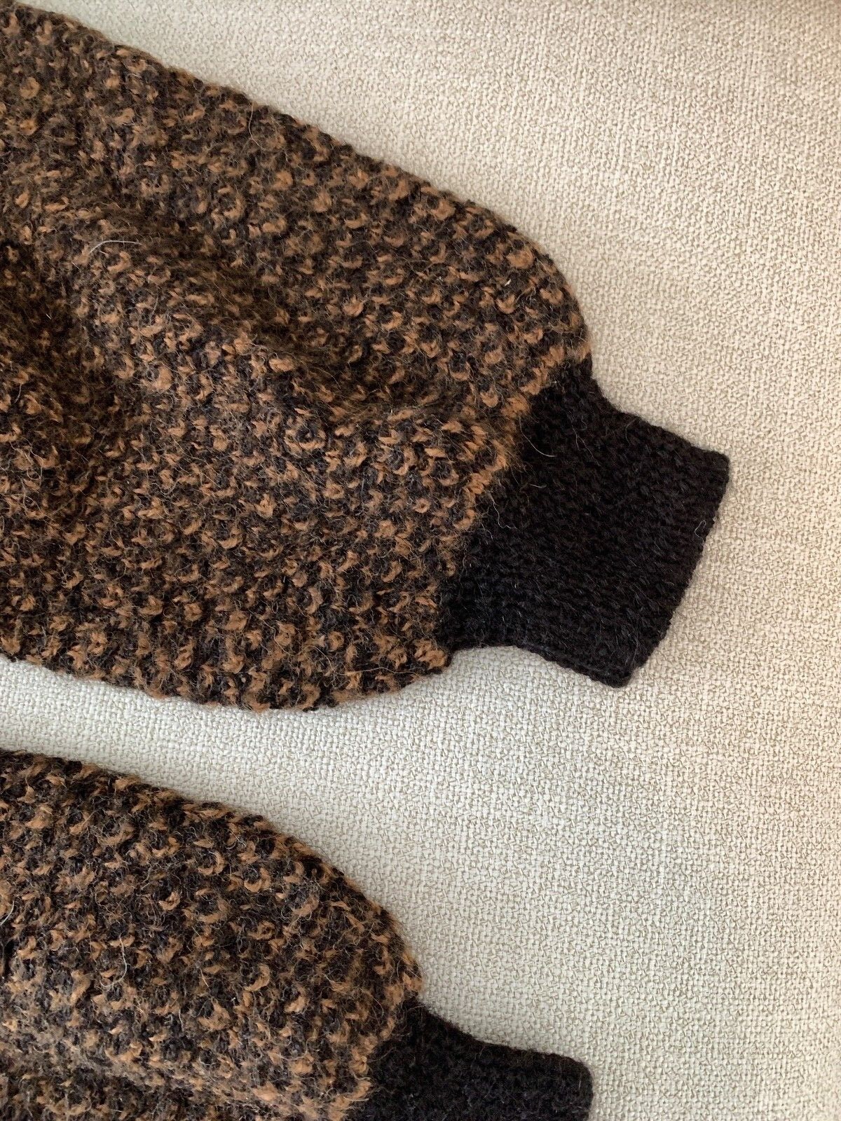 Vintage RED ROVER 100% Alpaca Sweater Hand Made Bolivia BROWN