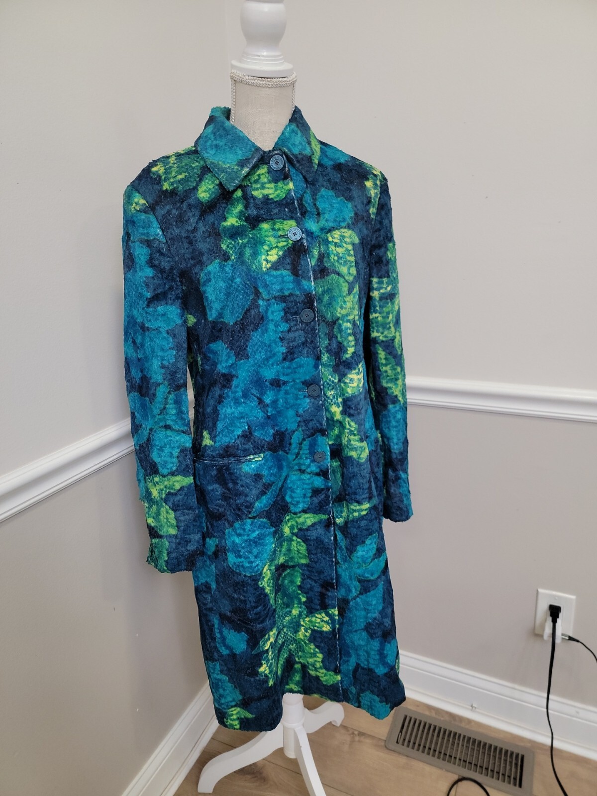 VTG ’90 Versace Jeans Couture Ittierre Plush Coat Made In Italy Size M