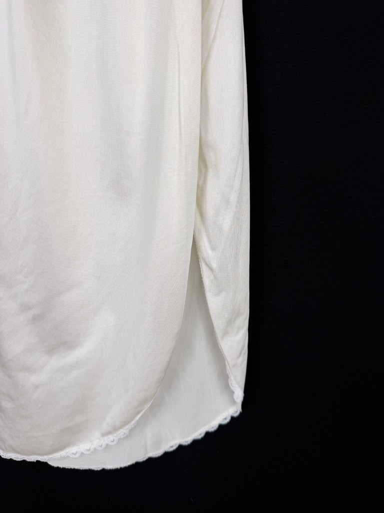 Vintage Warners Perfect Measure White Nylon Half Slip L Lace Hem Underskirt 26″
