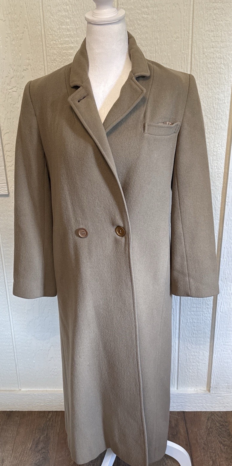 VTG 1960’s Women’s 100% Pure Wool Coat Worumbo Stevens Fabric Camel Sz Small?