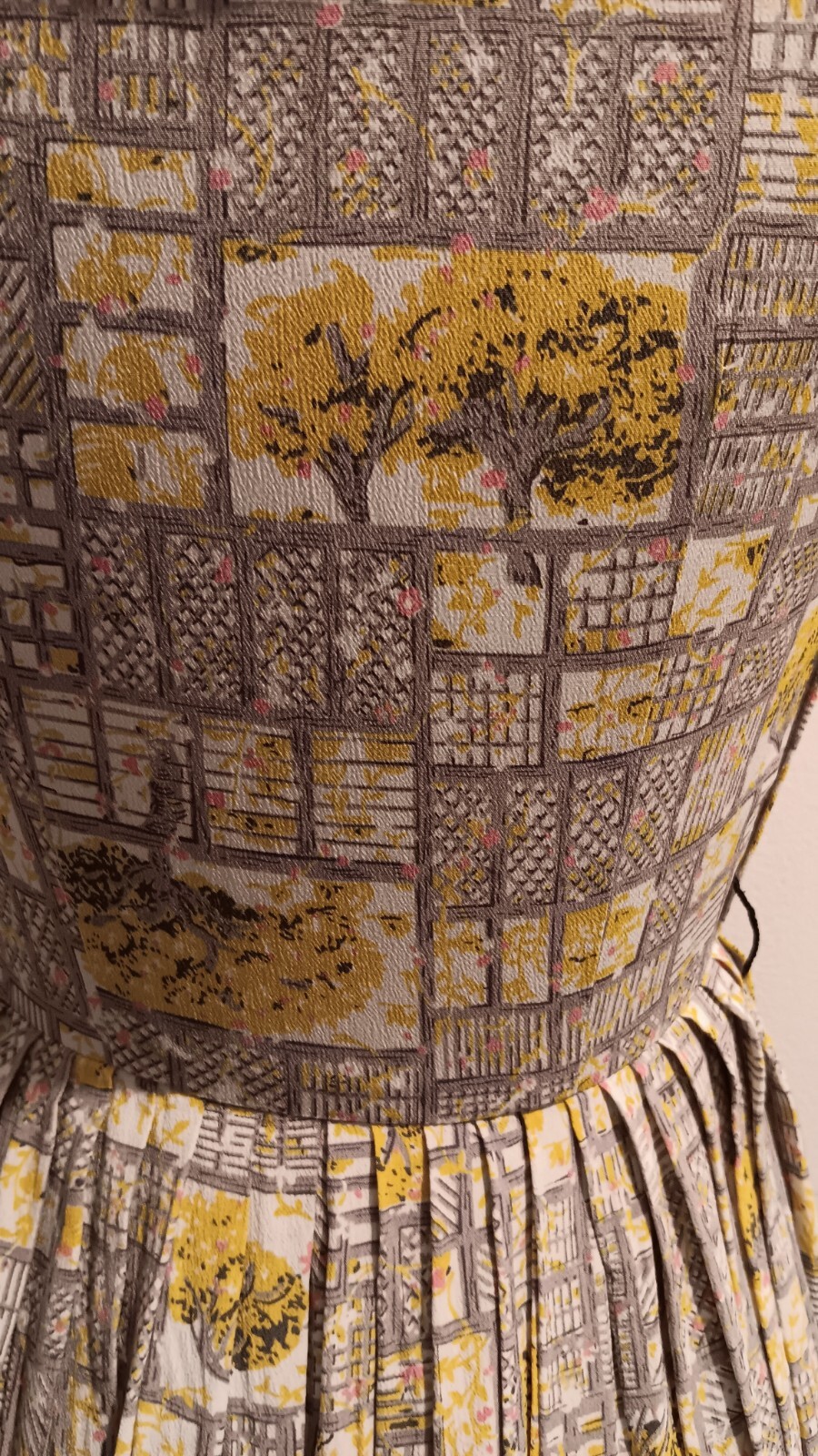 vintage 50’s rayon floral pleated CARLYE sundress sz S dress