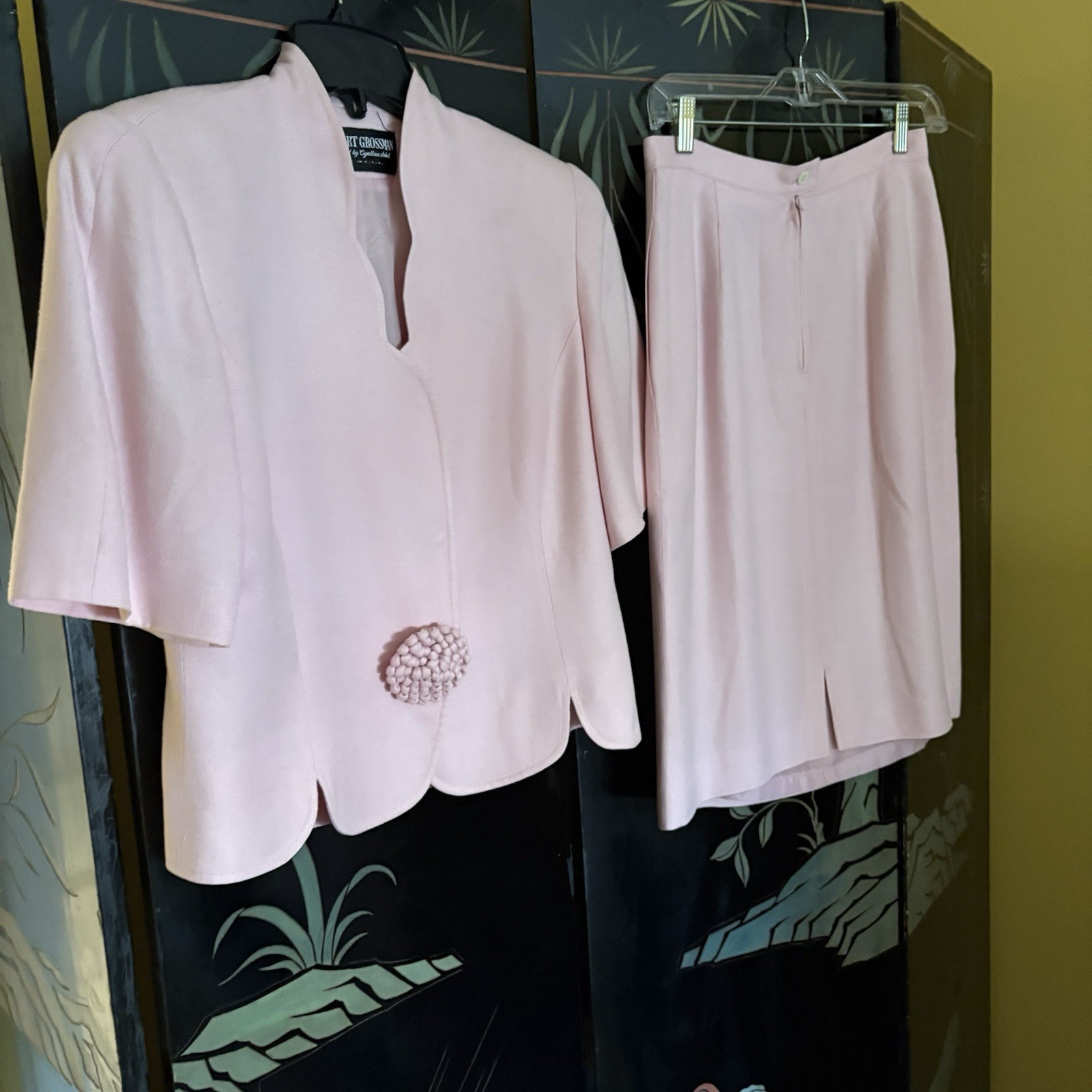 Vintage Pink Women’s Skirt Set – Elegant Two-Piece Ensemble, Stunning!