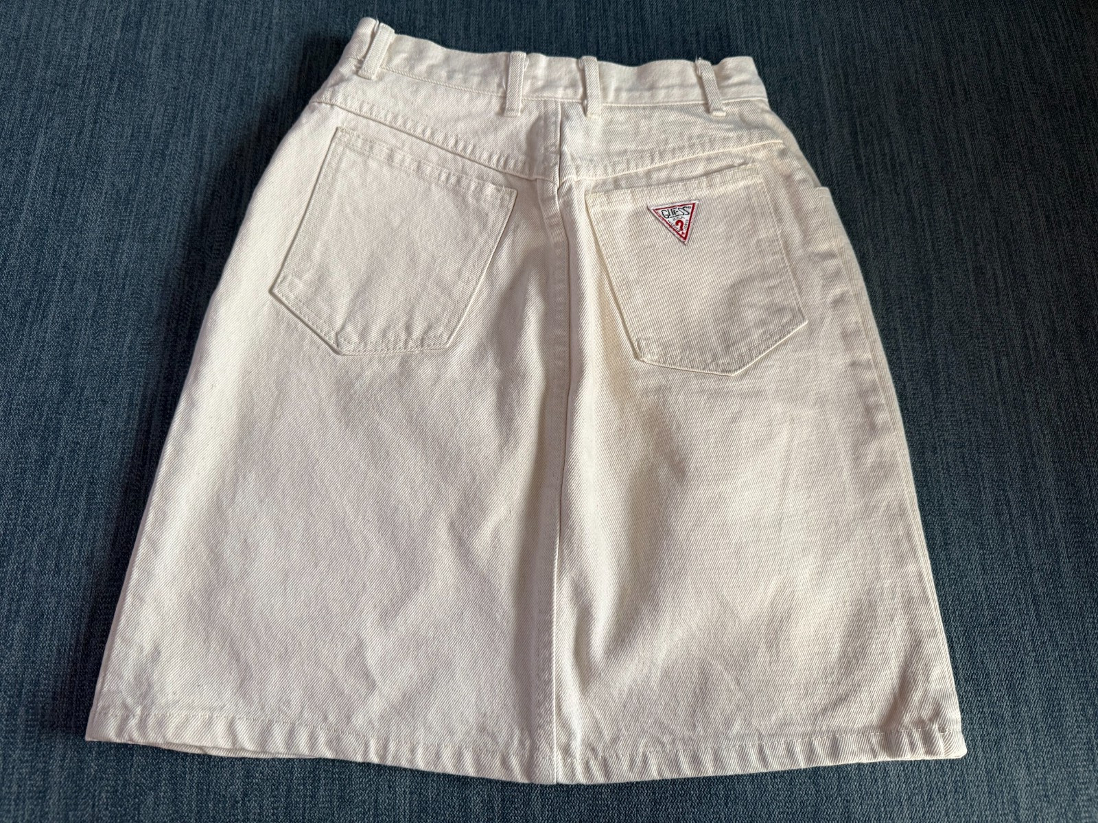 VTG GUESS Off White Denim Skirt 80s 100% Cotton sz 30 Waist 26″ Made in USA