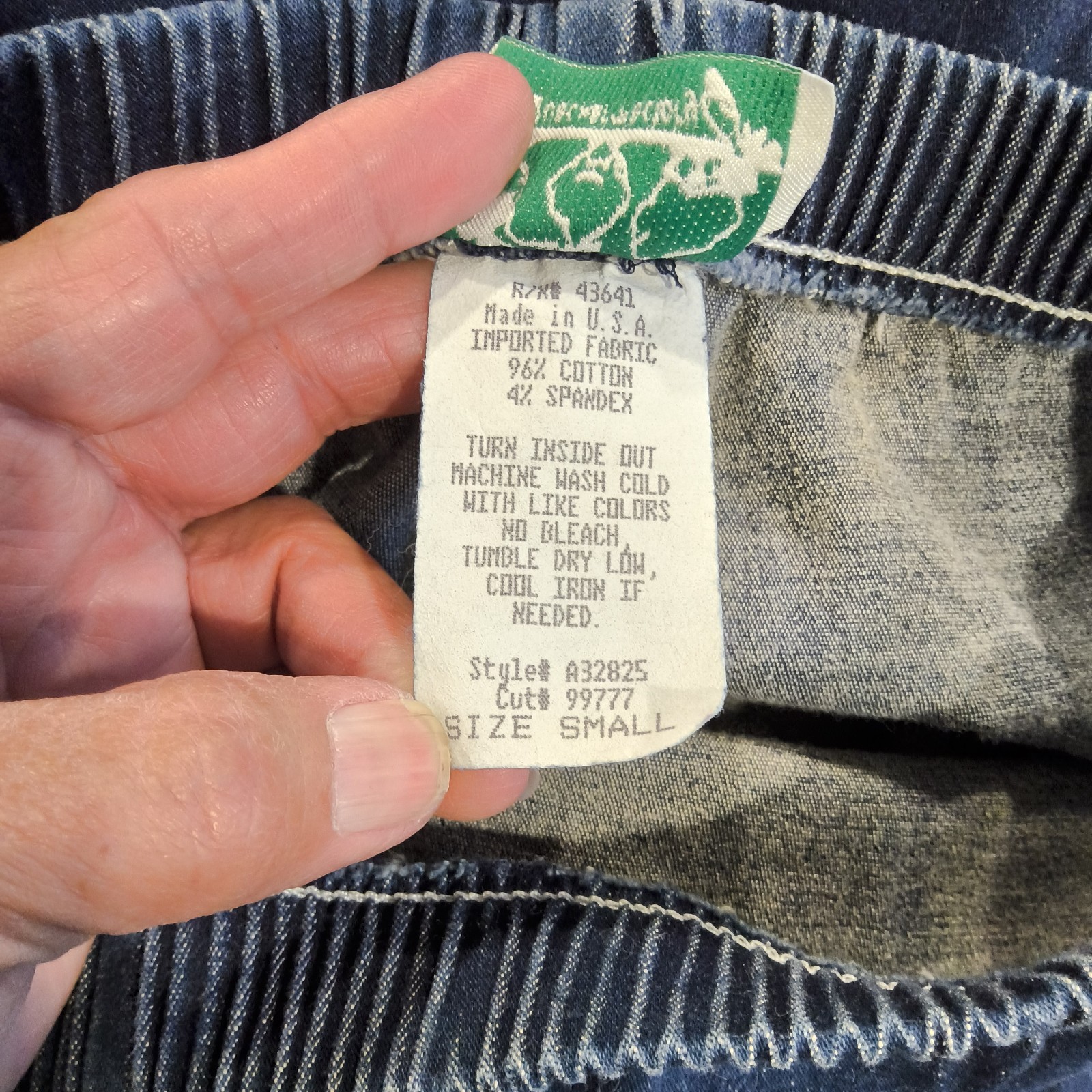 Vintage Quacker Factory Patriotic Star Denim Pull On Jeans Small USA