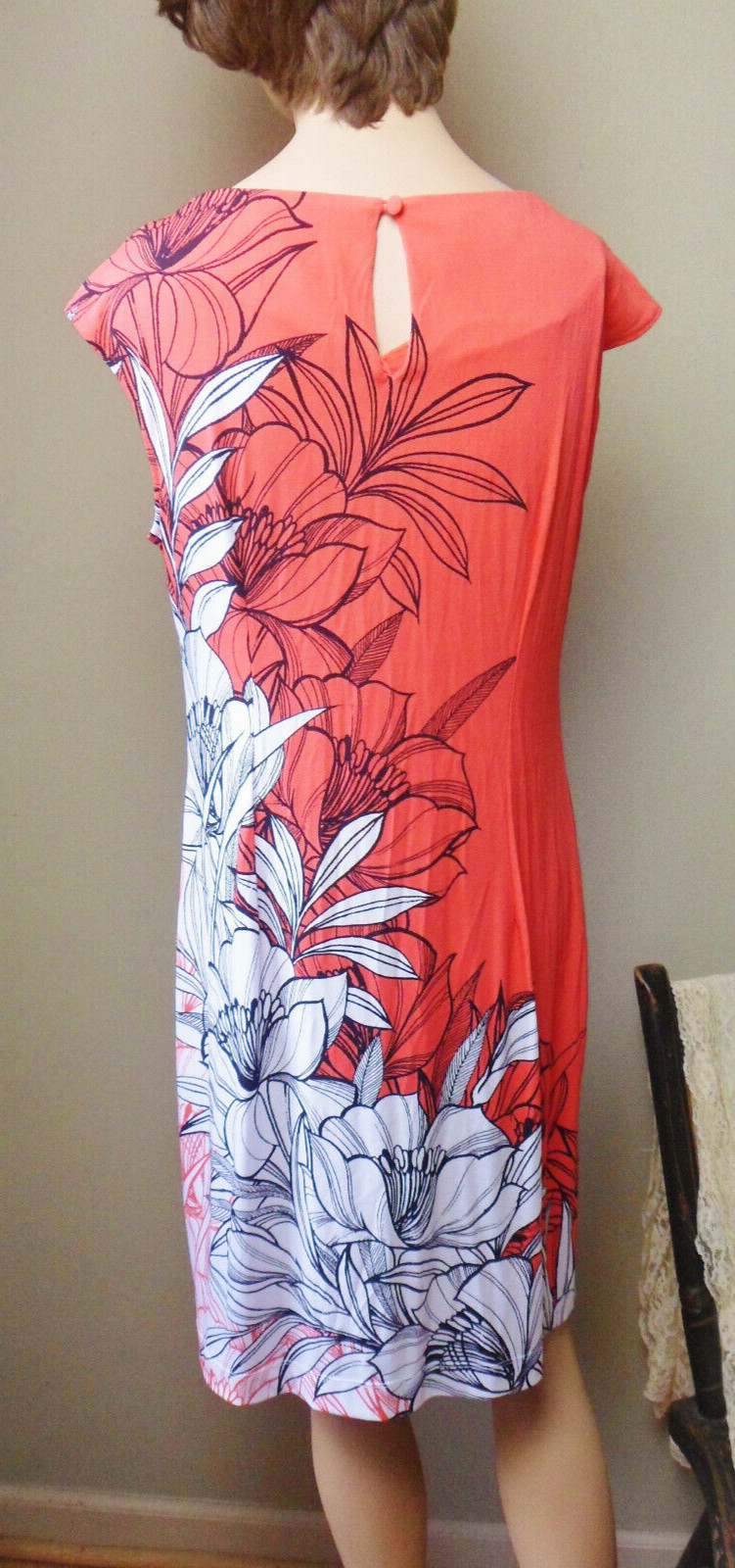 London Times Red Poppy Dress, Vintage Polyester Pencil Dress, Size 6, Cap Sleeve