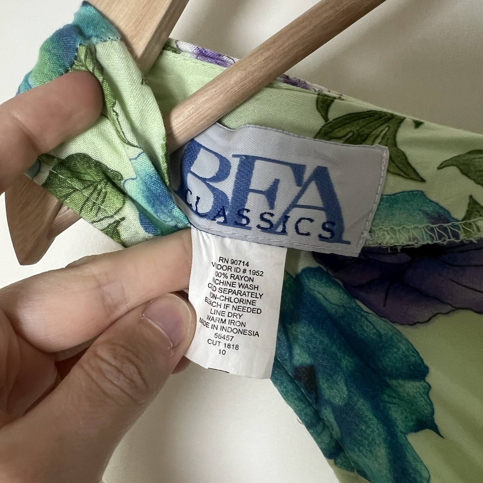 BFA Classics Vintage 90s Floral Tank Maxi Dress Pale Green Purple & Blue Flowers