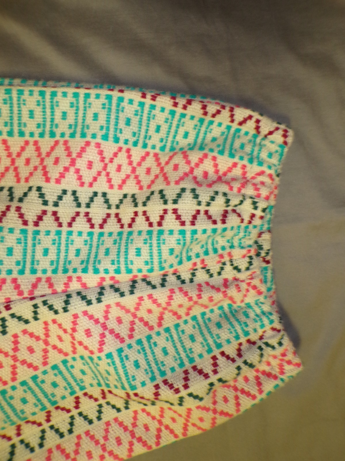 Vintage WHISTLE STOP Wool Colorful Gaucho Pants Waist 24-32″