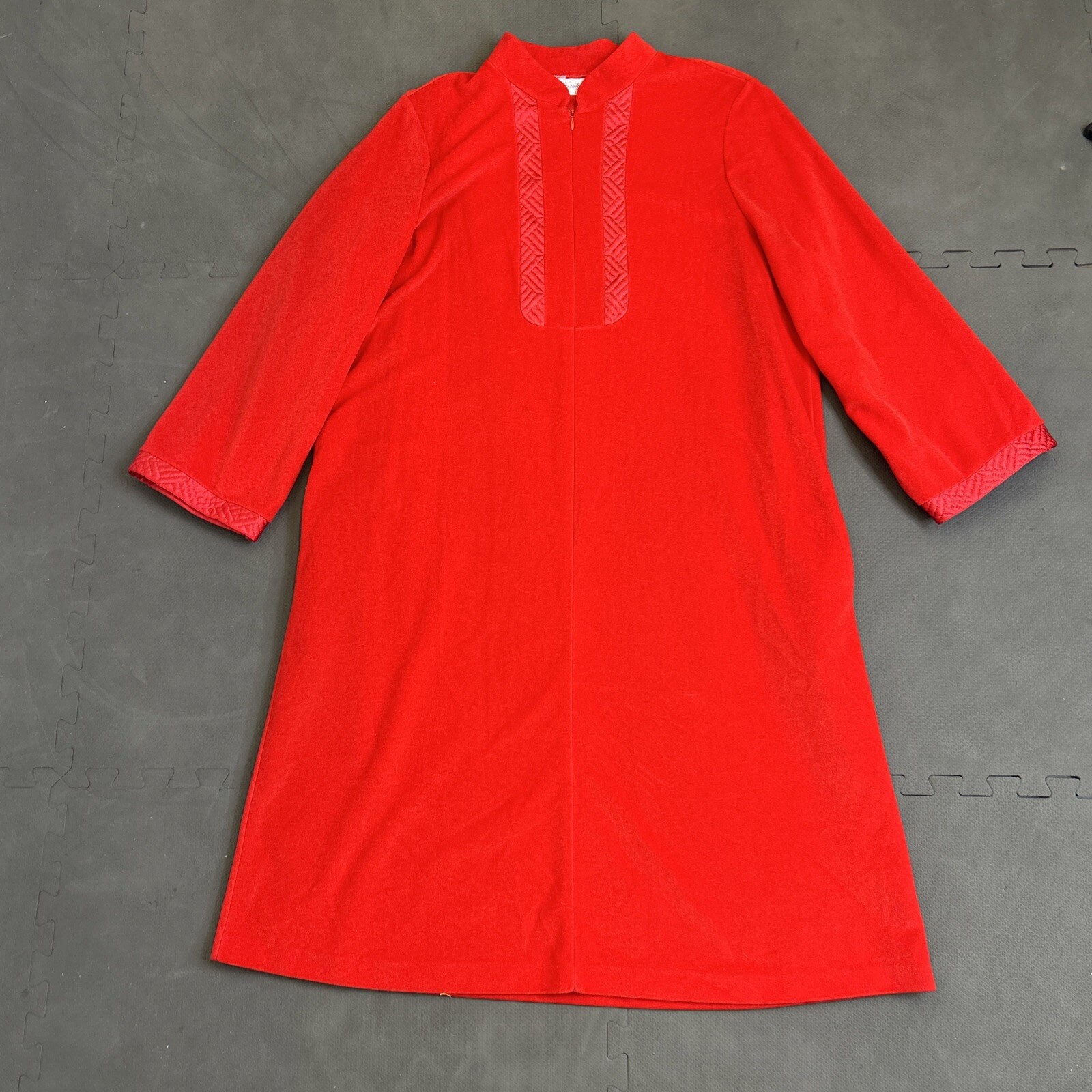 Vintage Vanity Fair Velour Zip House Coat / Robe Size Lg Red Quilted Detail