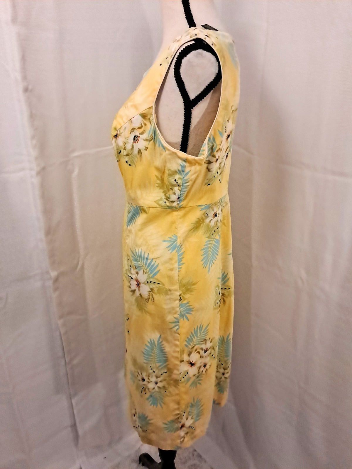 Vintage Erika Cotton Yellow Tropucal Print Cutout Back Detail Dress Size 10