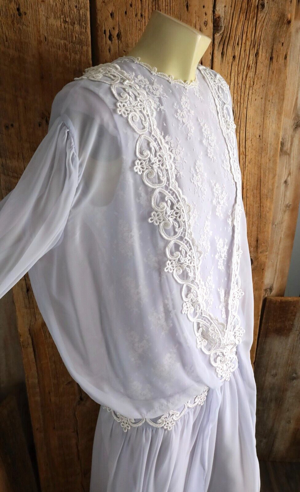 Vintage Jessica McClintock Lacy Pale Purple Wedding Dress Size 10