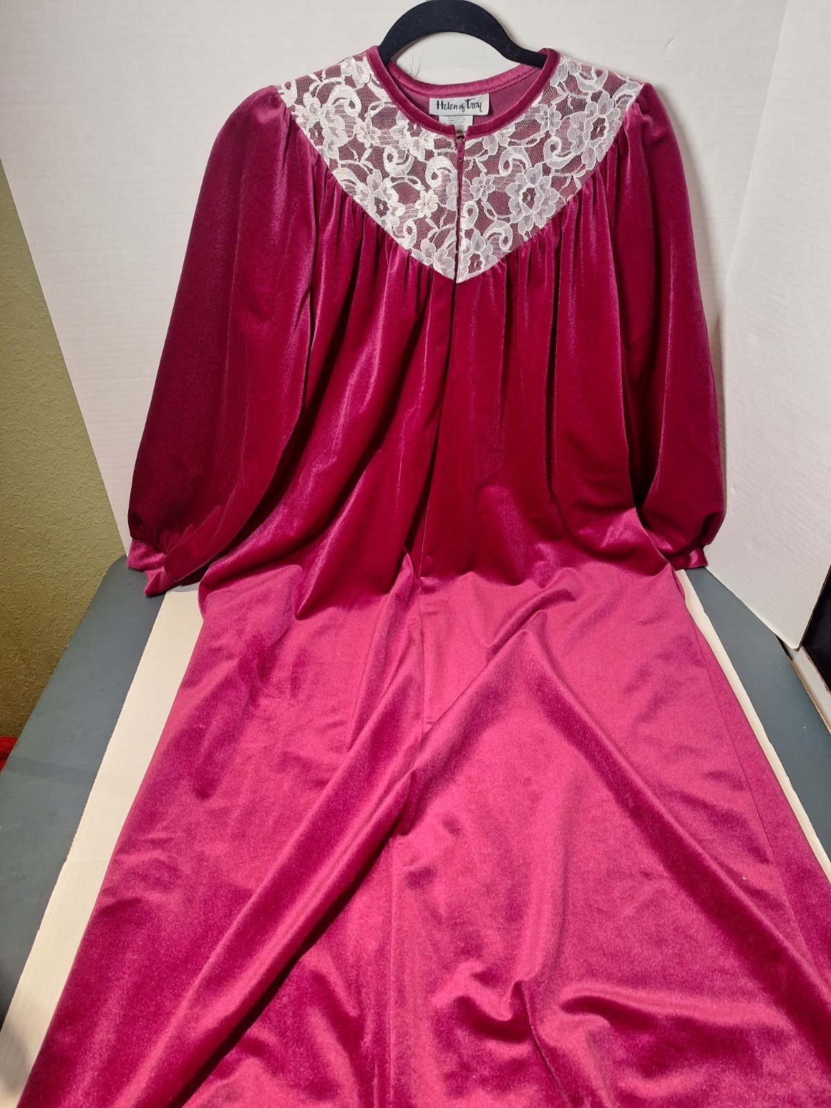 Vintage Helen Of Troy Nightgown, Woman’s M, Polyester Blend, Velvet, Granny