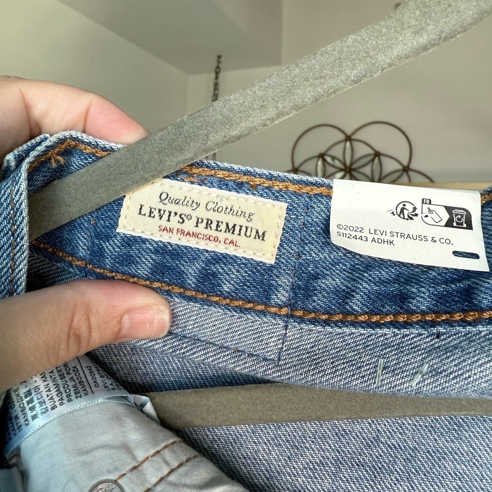 Levi’s Premium Blue Denim Maxi Skirt Size 27 Grunge Y2K 2 tone Side Slit NWT