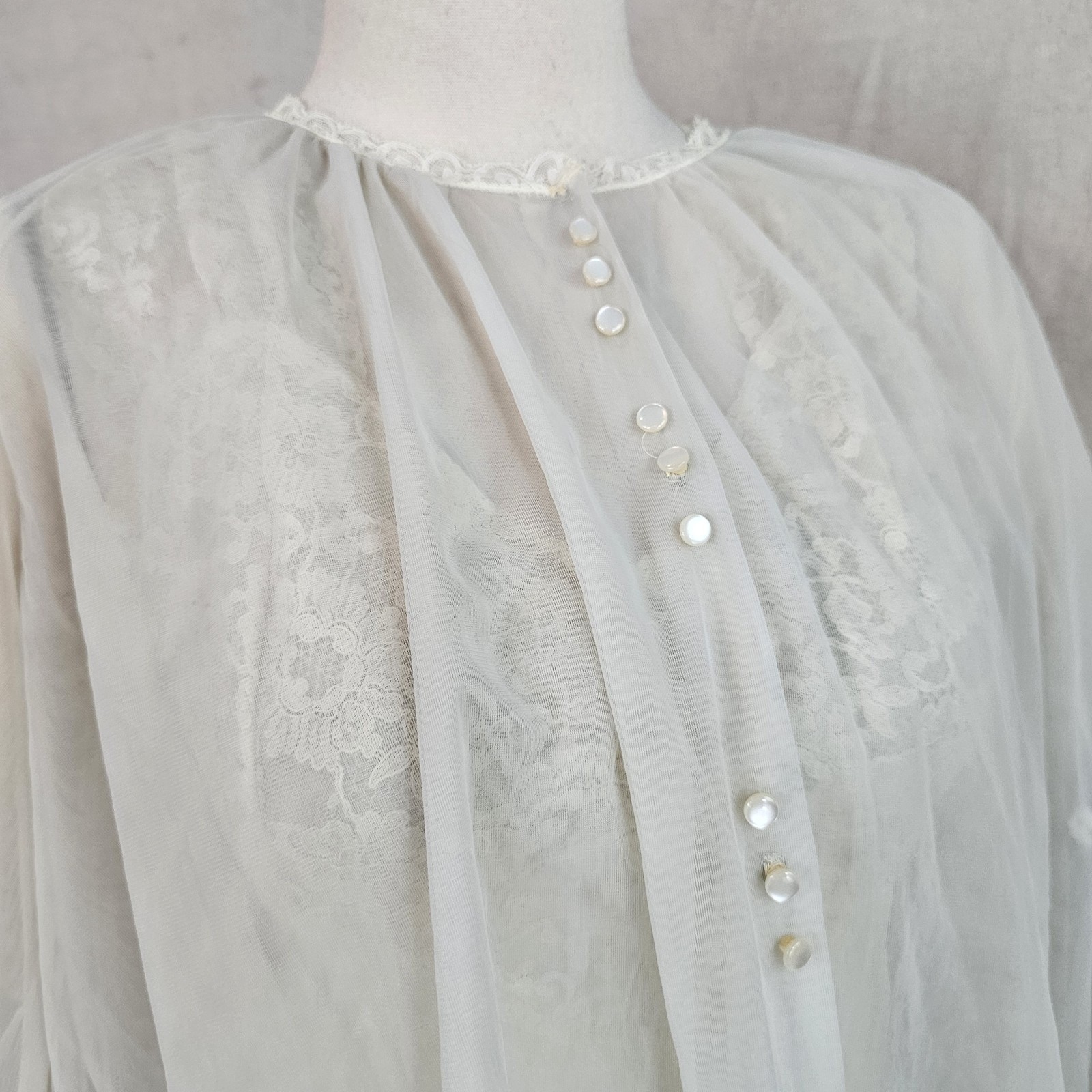 Vintage 1960’s Robe Peignoir Lingerie White Chiffon Mod Sheer Duster Ghostly