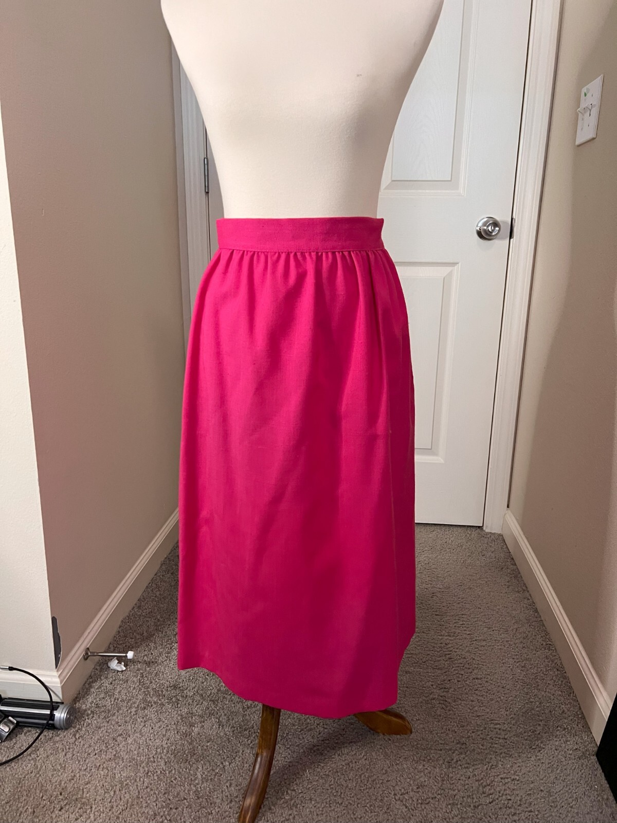 Women’s Vintage 1980’s Kayo of California Fuchsia Pencil Skirt – Size 9