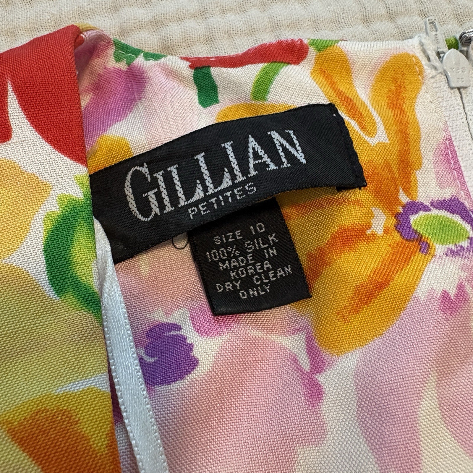 Vintage GILLIAN 100% Silk Dress Women’s 10P White Floral Colorful Sheath Korea