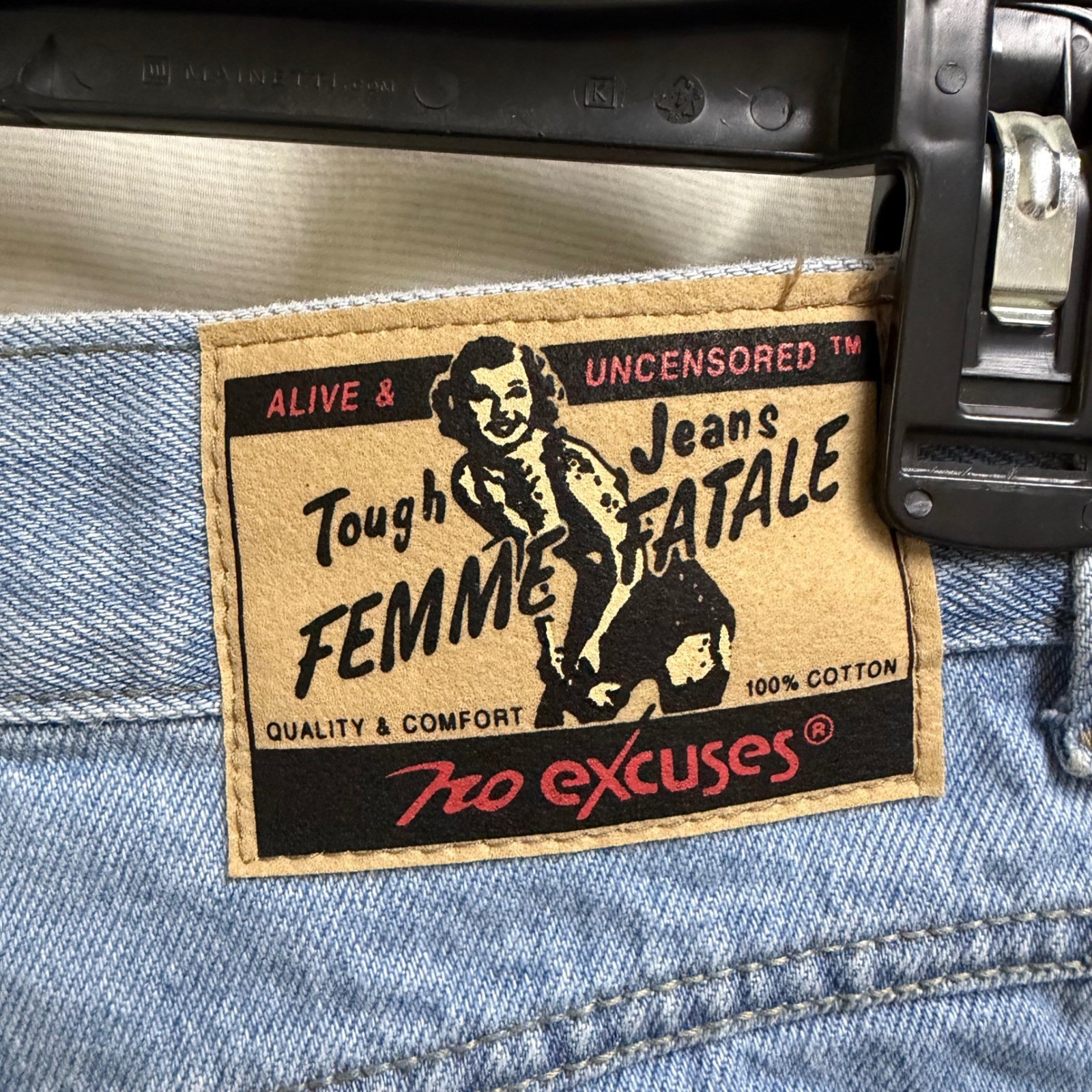 Vintage No Excuses High Waisted Denim Shorts Light Wash Button Fly Femme Fatale