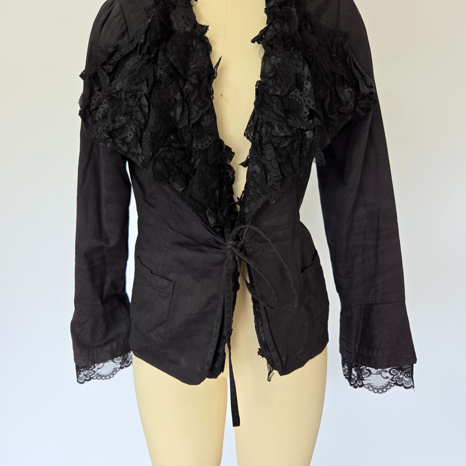 Vintage 90s Y2K Black Gothic Lace Jacket Size M Tie Front Witchy Mix Nouveau