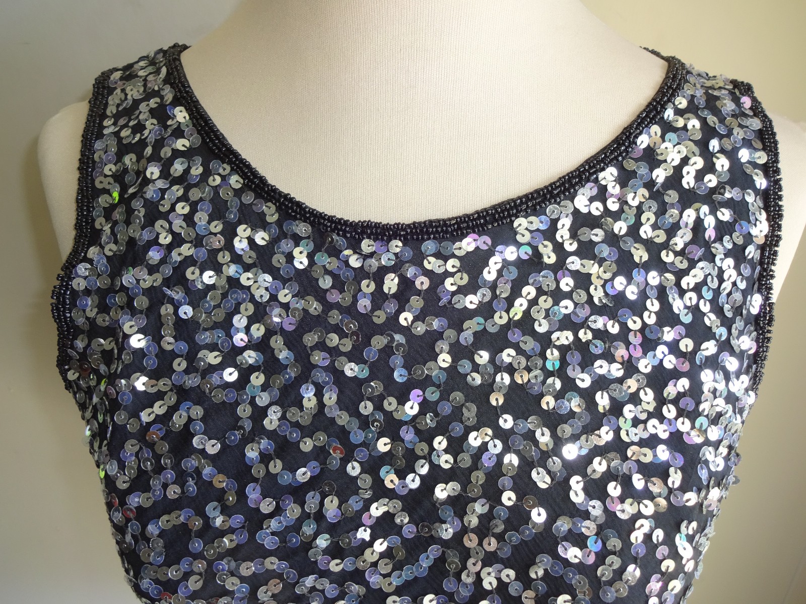 Womens Vintage 1980s 1990s Stenay Black Beaded Sequin Silk Tank Top Shirt M