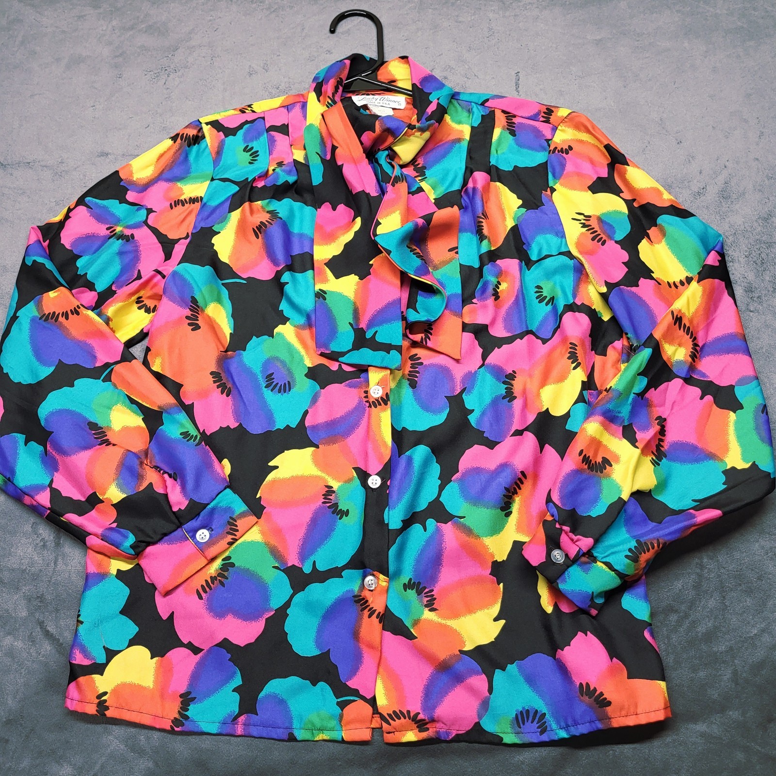 Lucky Winner Vintage Pussybow Blouse Tie Neck Long Sleeve Medium Colorful