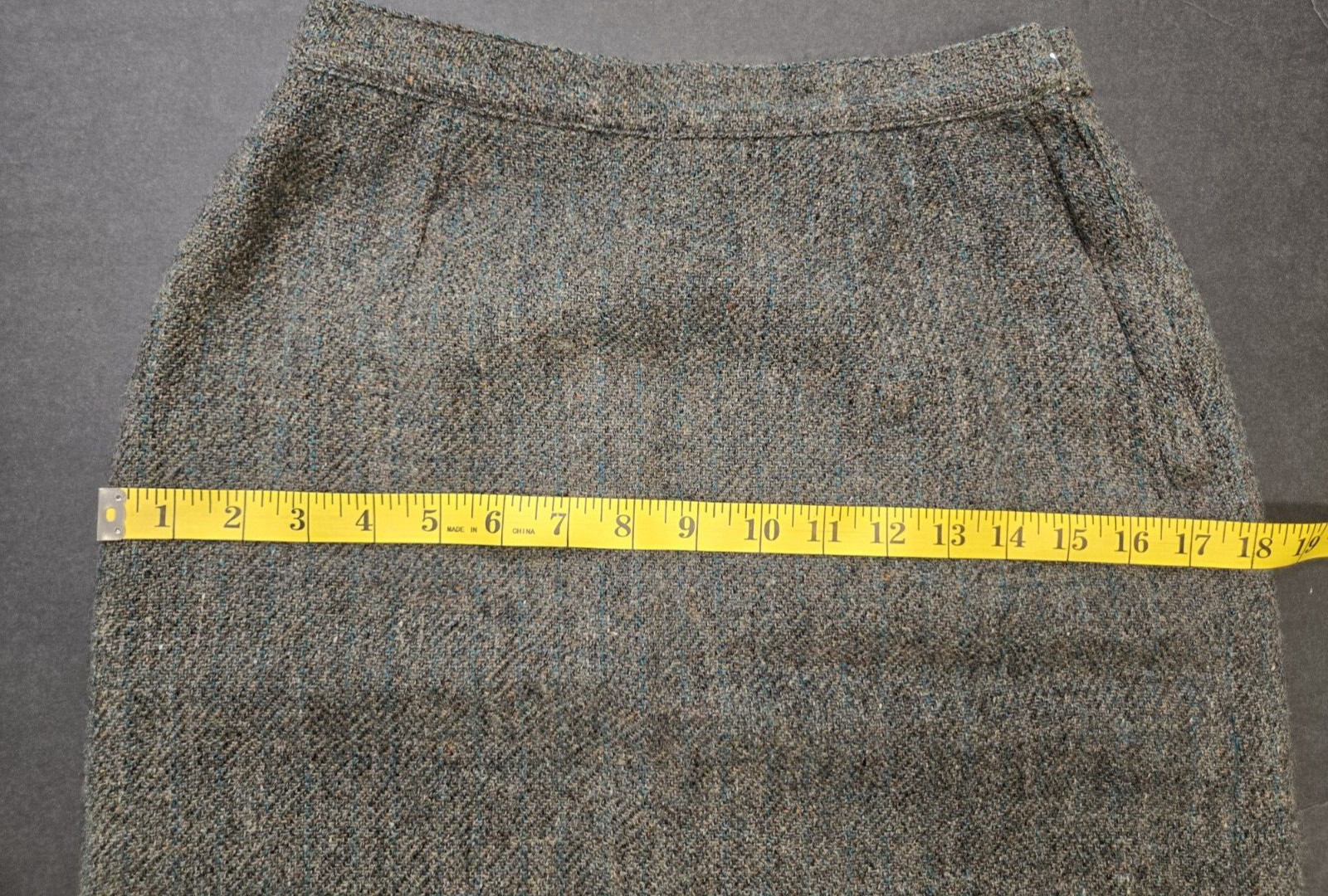 New Era Wool Pencil Skirt Green-Grey Size XS/S Adjustable Vintage