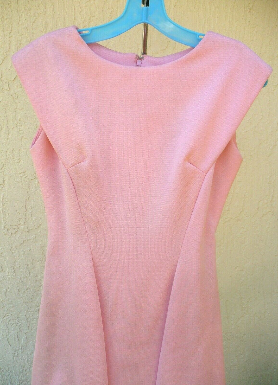 VTG 70S SOLID PINK S M TEXTURED HEAVY POLYESTER HOURGLASS MAXI DRESS TALL WOMEN
