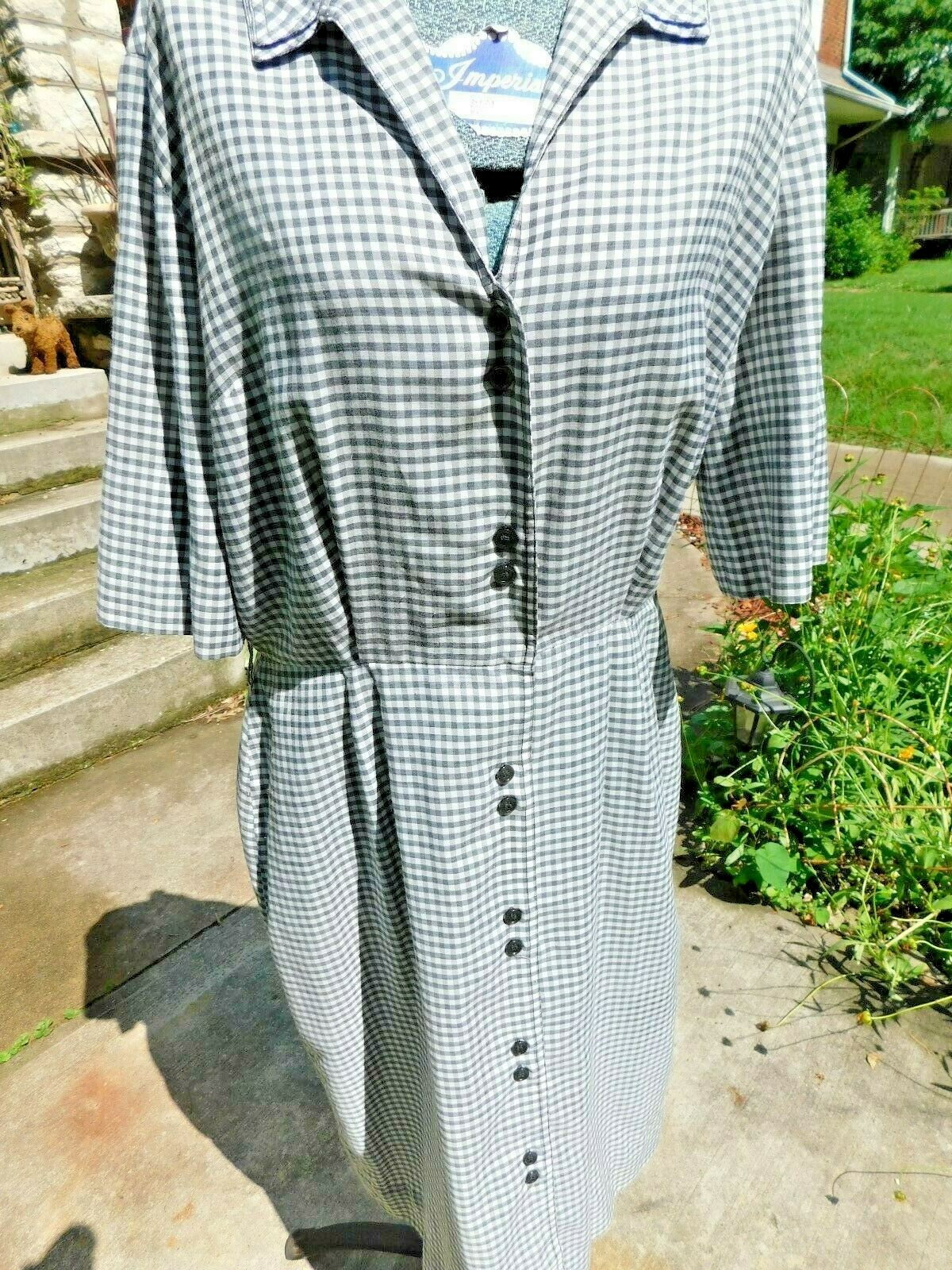 VINTAGE 1950’s / 60’s MID CENTURY GRAY CHECKER ROCKABILLY COTTON DRESS B38 W29