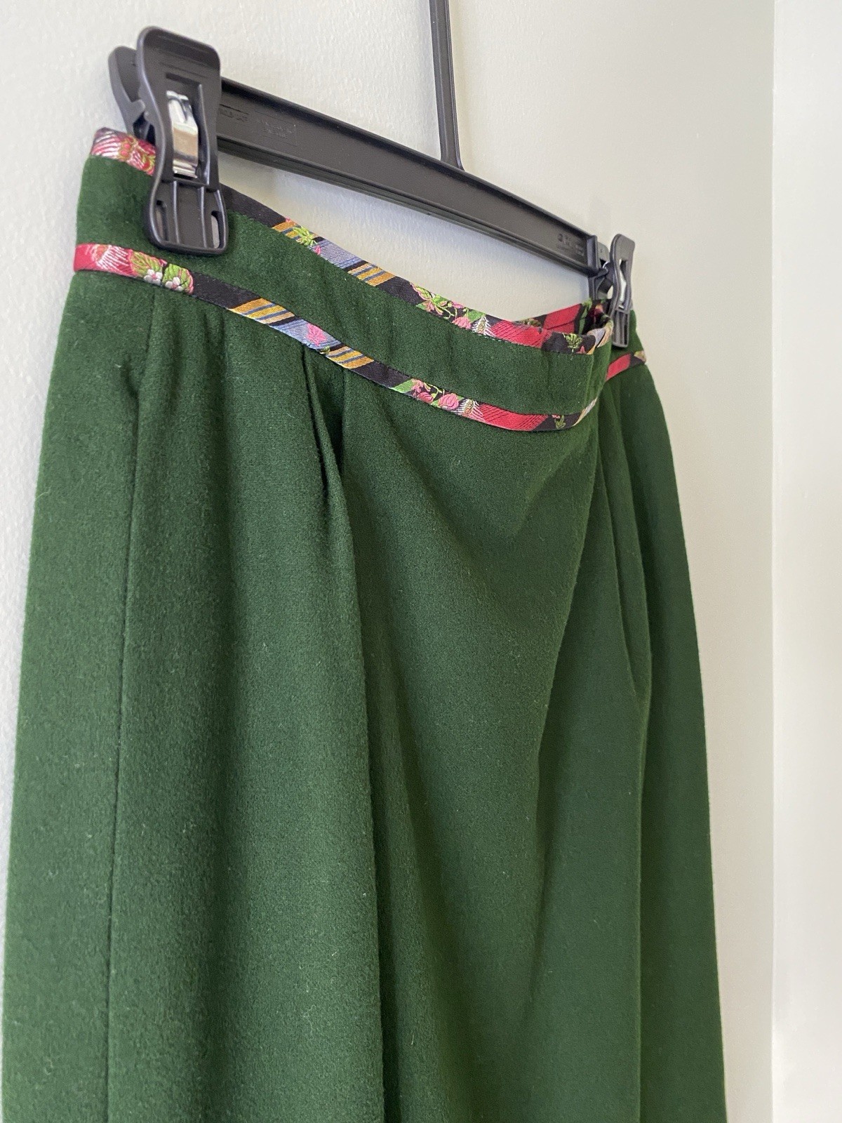 Rare Austria Vintage Wool Viscose Pencil Skirt Green Sz 38 Tailored Classic
