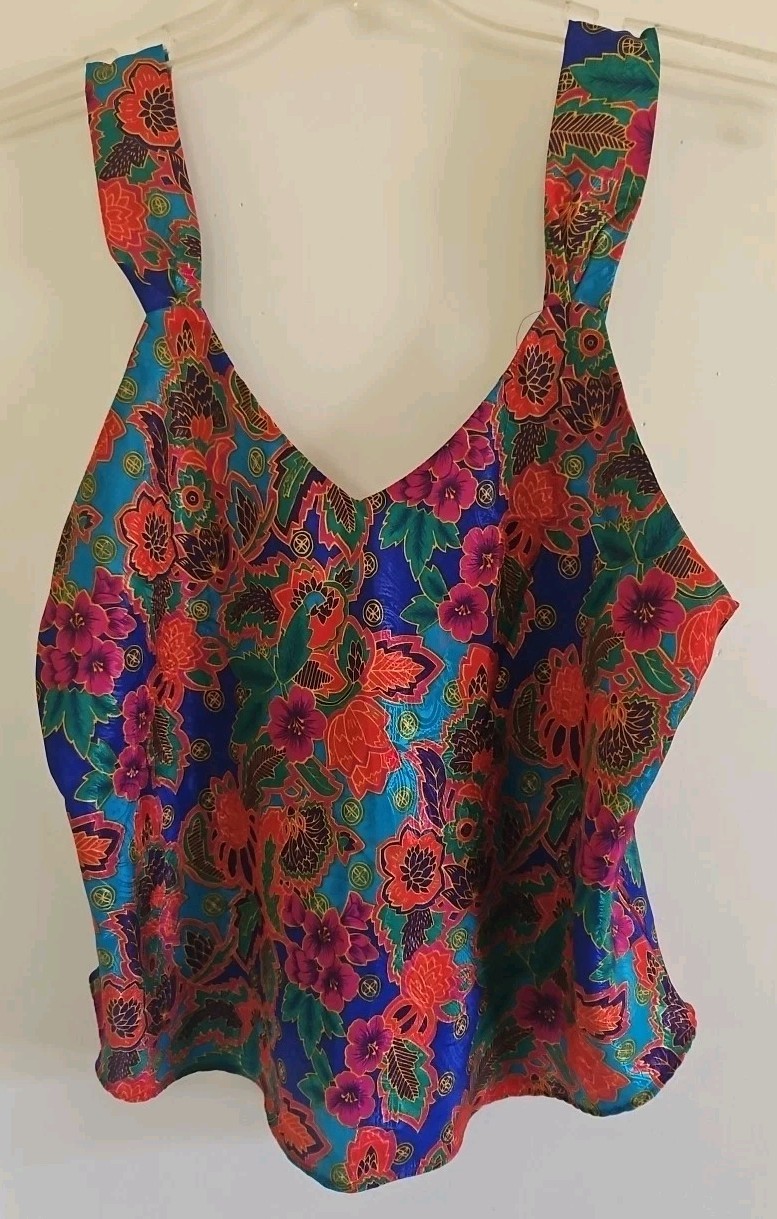 Vintage Inner Most 3 pc Short Robe and Short Set Floral in Women’s size M