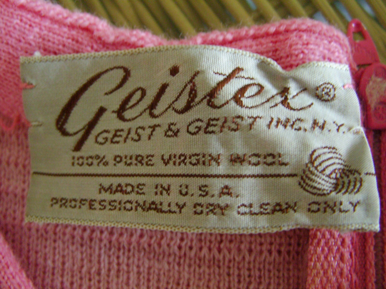 VINTAGE wool pink cream candy lolly striped jumper t-shirt 60s Mod ribbed UK10 S