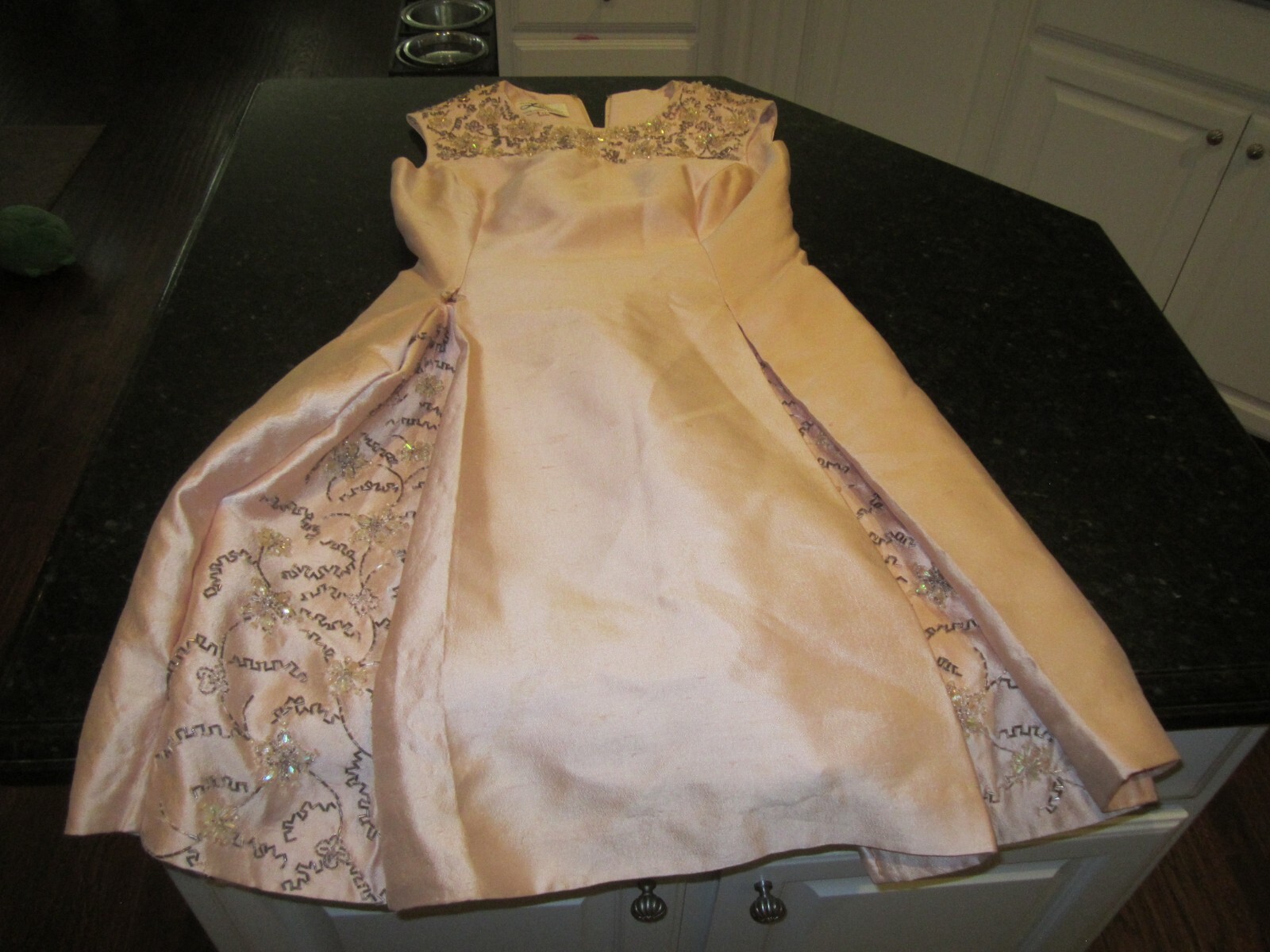 VINTAGE JEAN LUTECE DRESS – PINK – SIZE 10 MEASUREMENTS BELOW