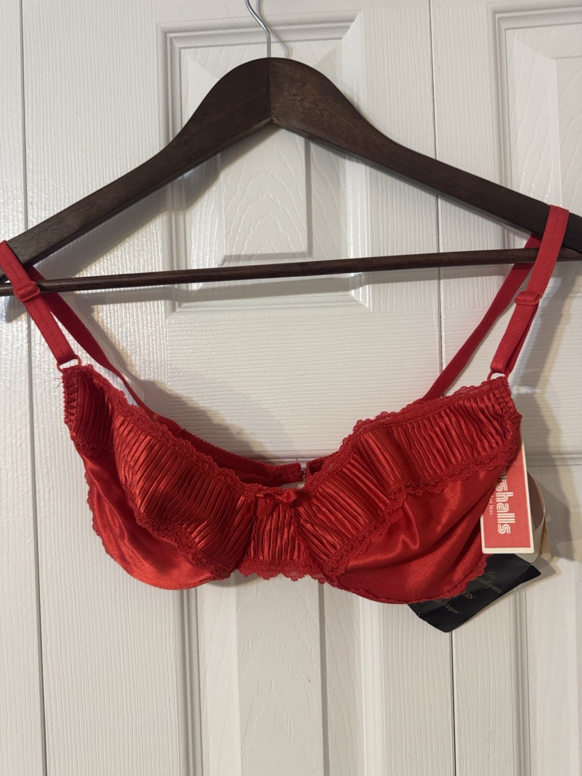 Vintage Les Romantiques by Warner’s Red Pleated Satin Bra Size 34C NWT USA Made