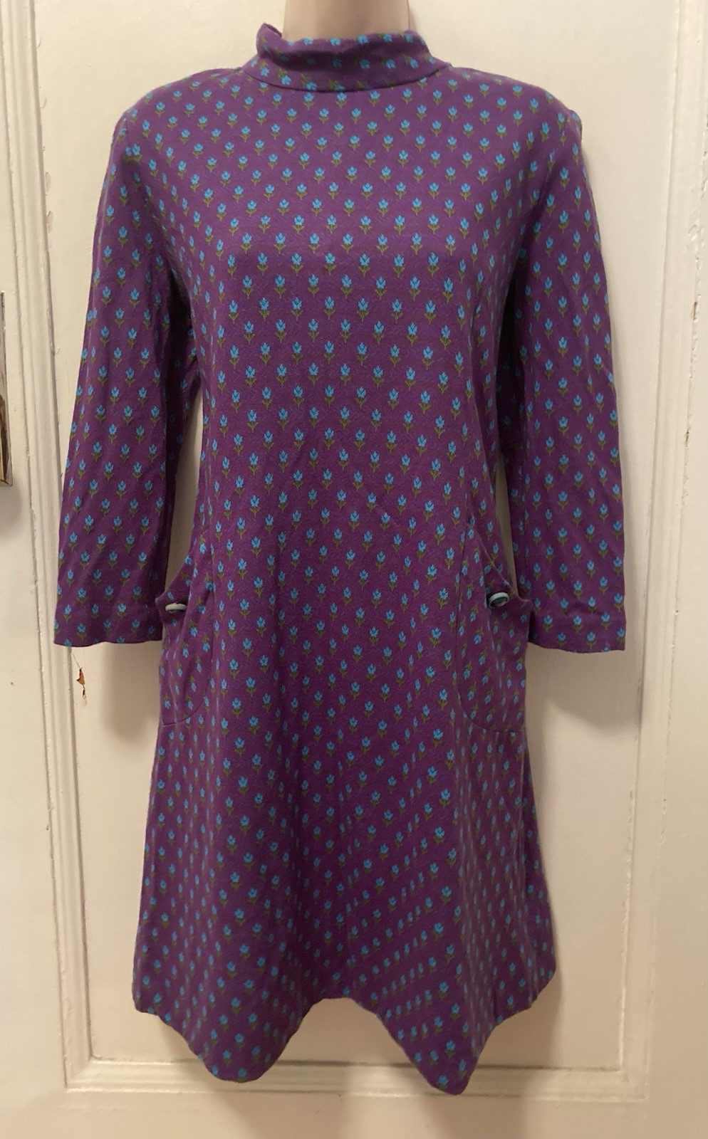 Vintage 1960s 70s Cottage Core Tulip Purple Dolly Mock Neck Groovy Mini M/L