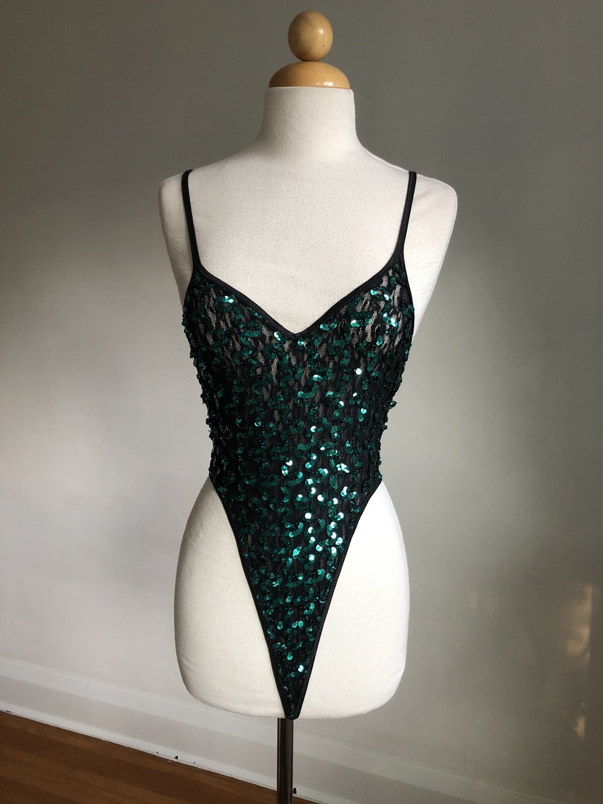 STUNNING VTG L’ INTIMA Black Green Sequins Stretchy Teddy Romper Lingerie M