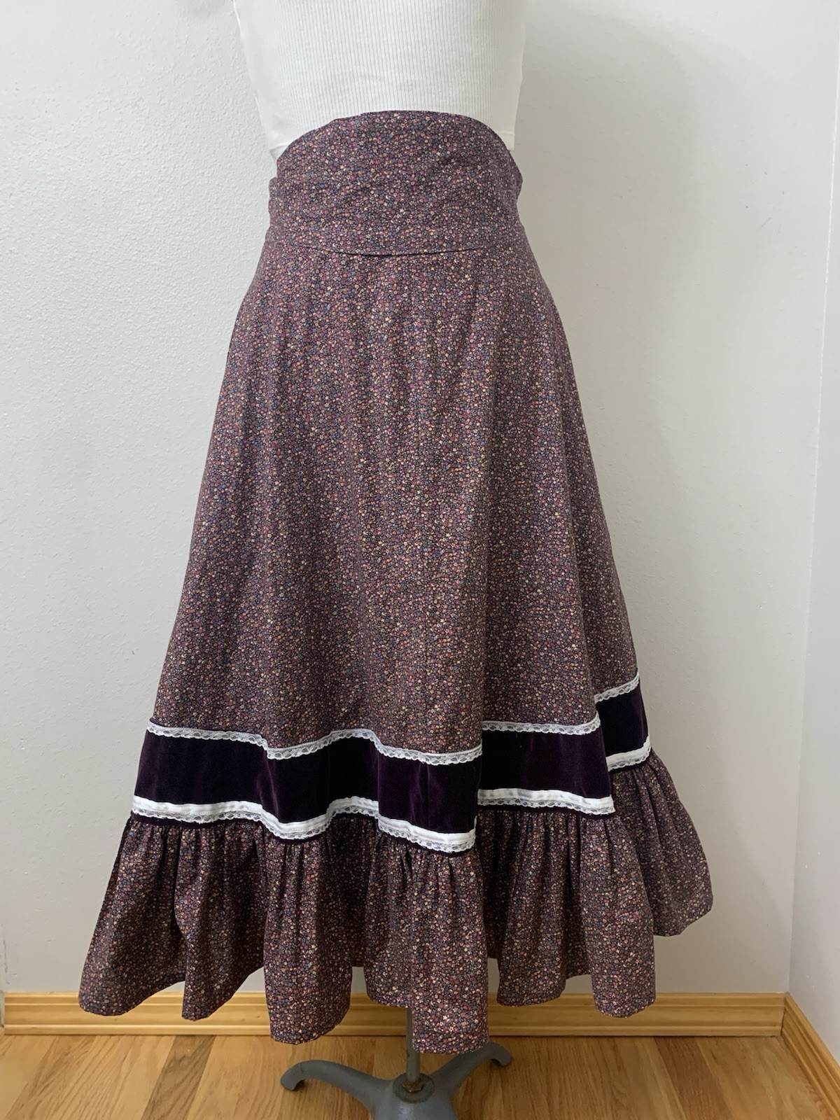 Handmade Skirt From Vintage Gunne Sax Pattern Purple Brown Floral Prairie Medium