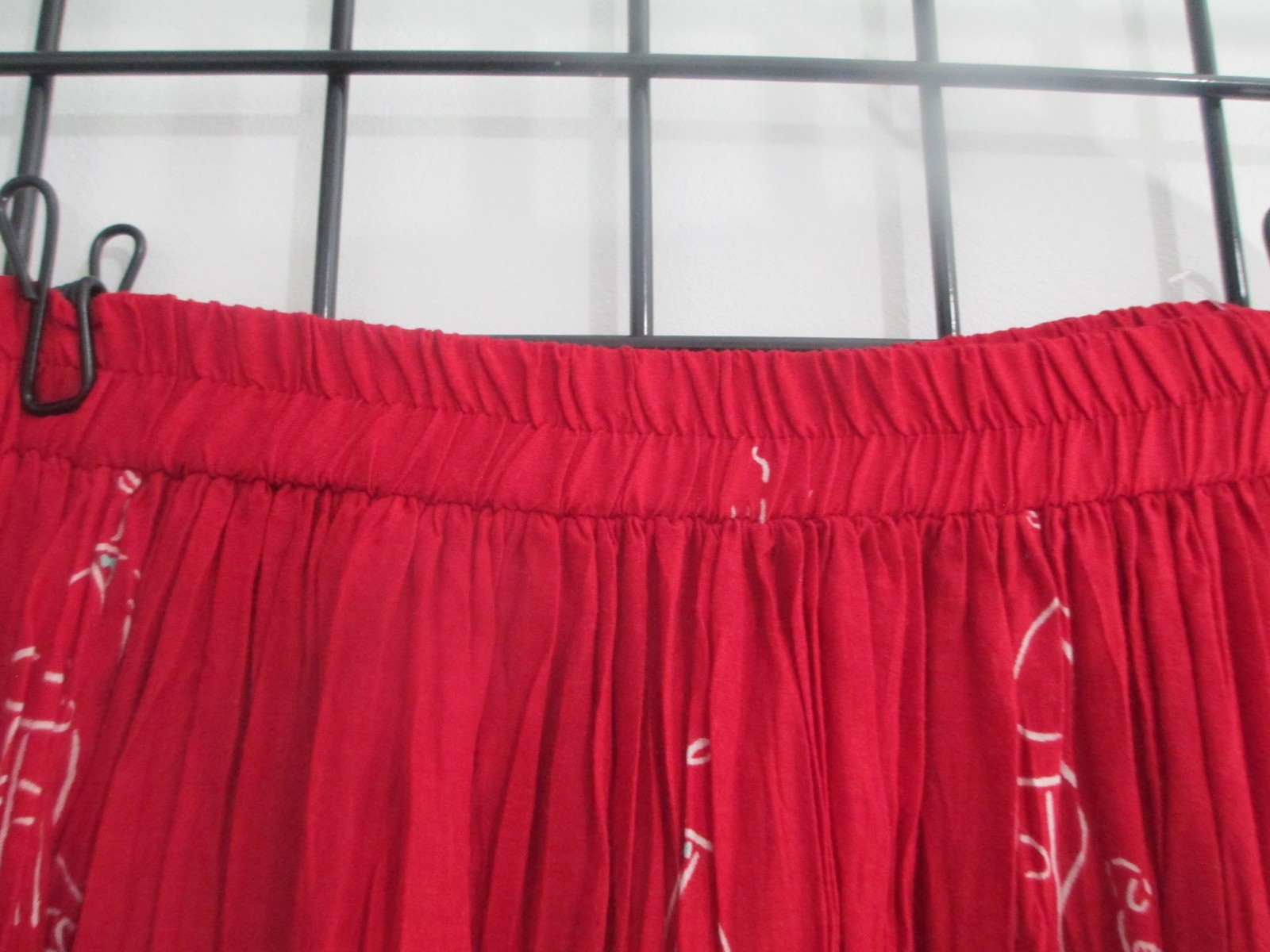 VINTAGE STONEBRIDGE / USA 🌸 1X==CRINKLED RED PRINT / PULL ON / MAXI SKIRT