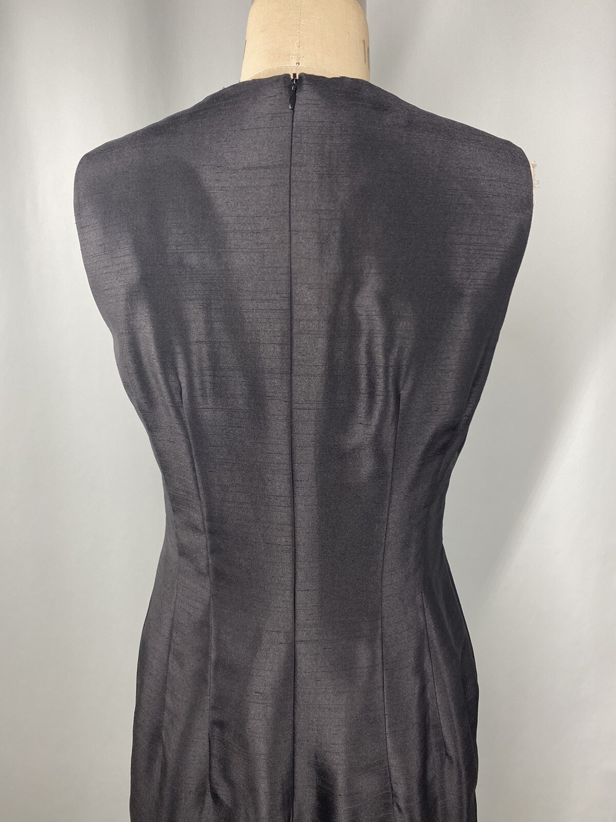 Classic Black Sheath Dress SIZE 8 long SHARON YOUNG sleeveless modest Y2K
