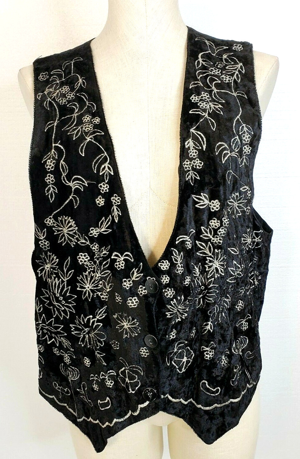 VINTAGE D.D. Size M Floral Embroidered Velvet Vest Lined 3 Button Front Closure