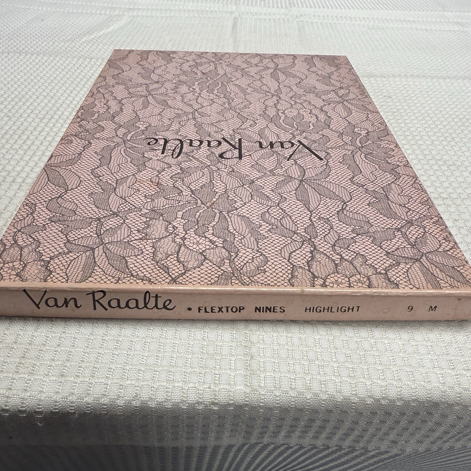 Vtg 50s VAN RAALTE Nines Highlight 9M Nylon Hose Stockings Seam New 1 Box