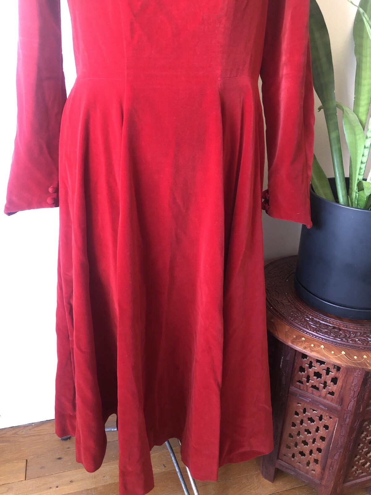 1950’s Lipstick Red Velvet Dress, S/M