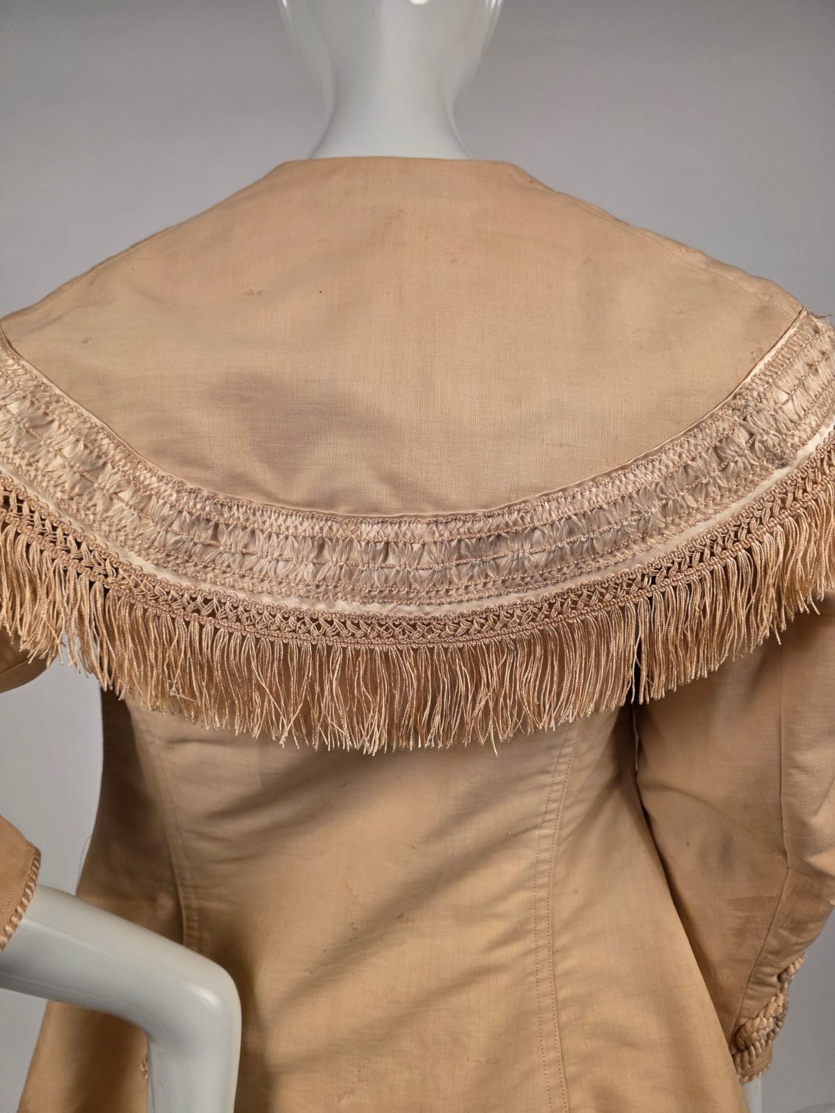 EDWARDIAN BLONDE BENGALINE JACKET W SILK FRINGE TRIM – AS ACQUIRED