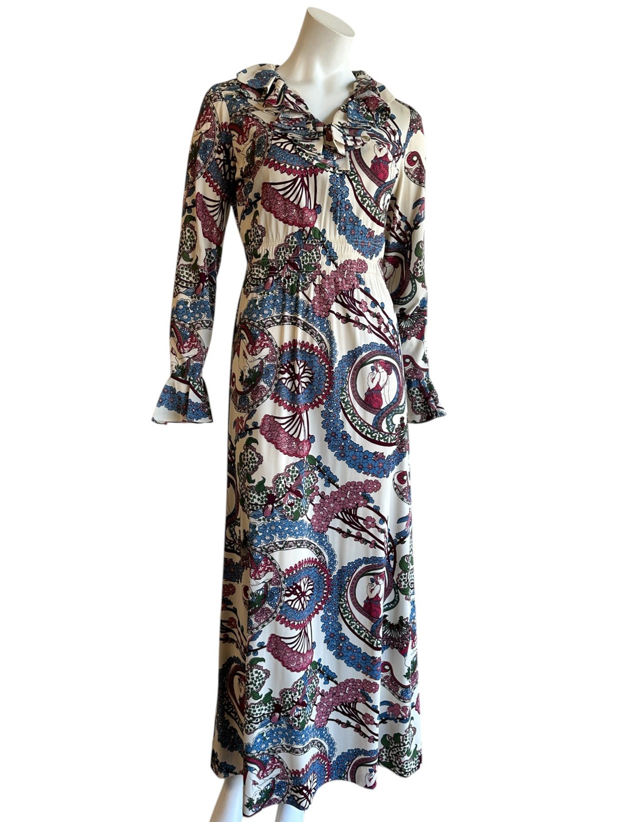 1970s Art Nouveau printed dress 1960s 1970s Vintage 70s