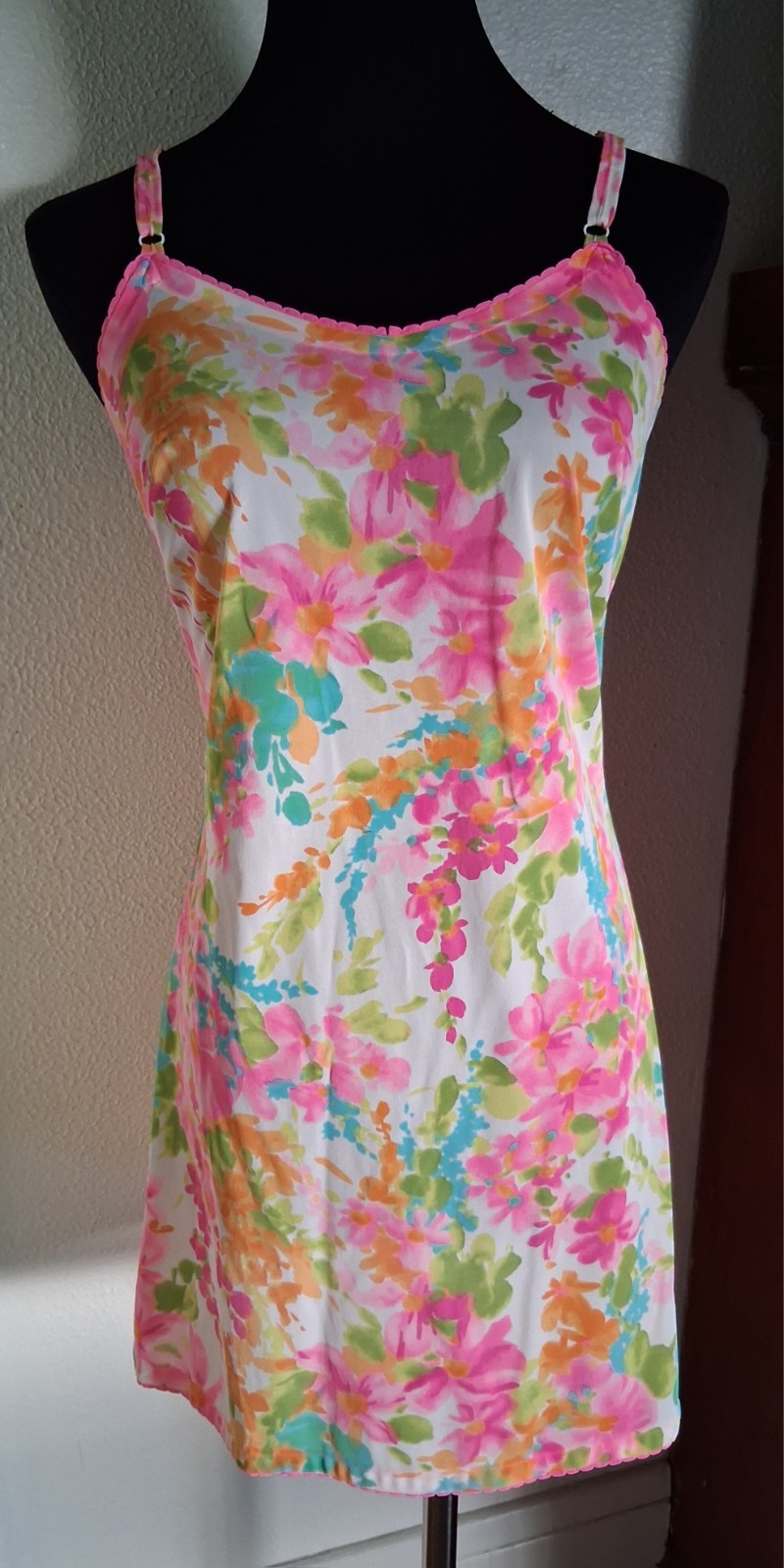 Vintage 60s WACOAL SLIP Bright Floral Sz Small
