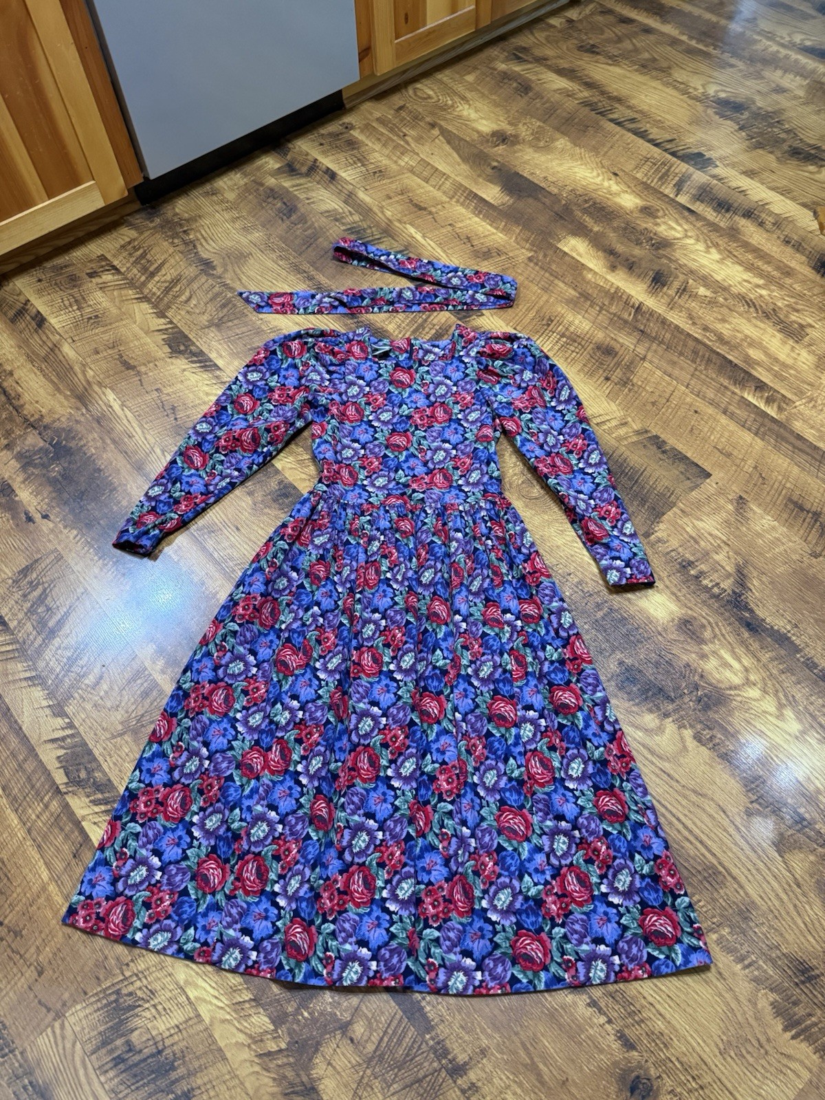 VTG 90s Laura Ashley Blue Red Purple Floral Puff Sleeve Corduroy Dress 6 (S)