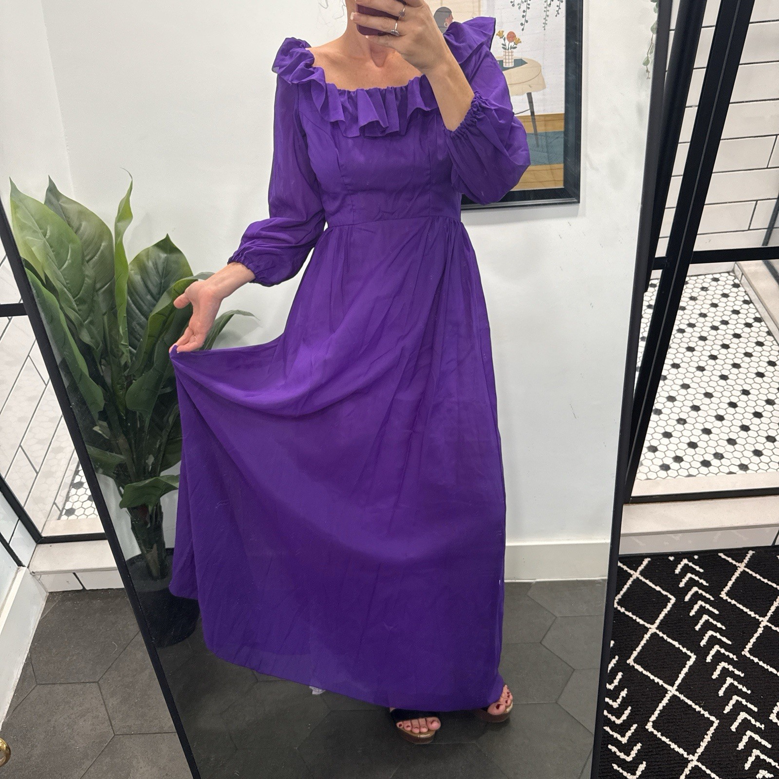 An vintage Priscilla Of Boston Chic long sleeve dress with ruffles.