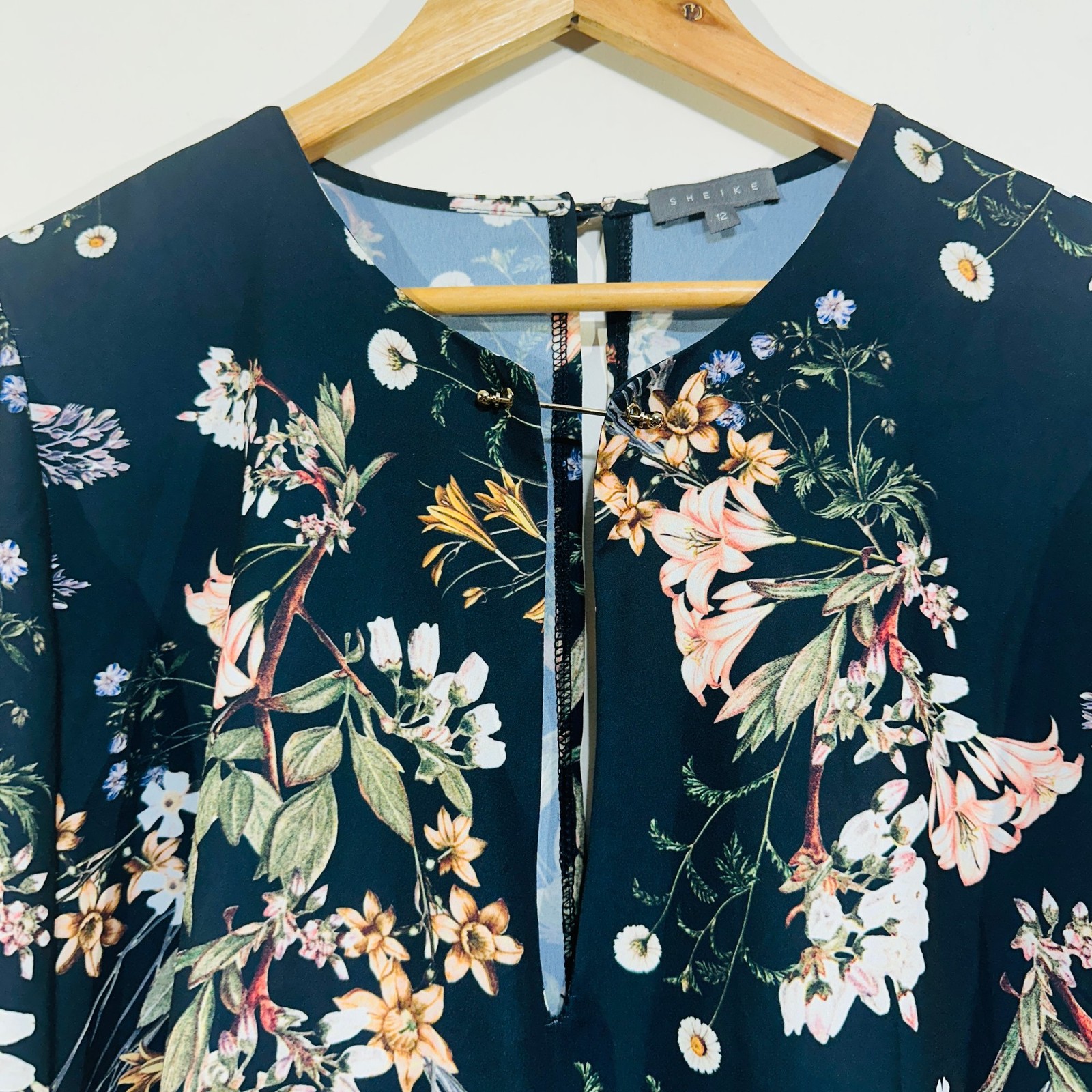 Sheike Floral Long Sleeve Blouse Top 12 Gold Pin Navy Blue Pink Elegant