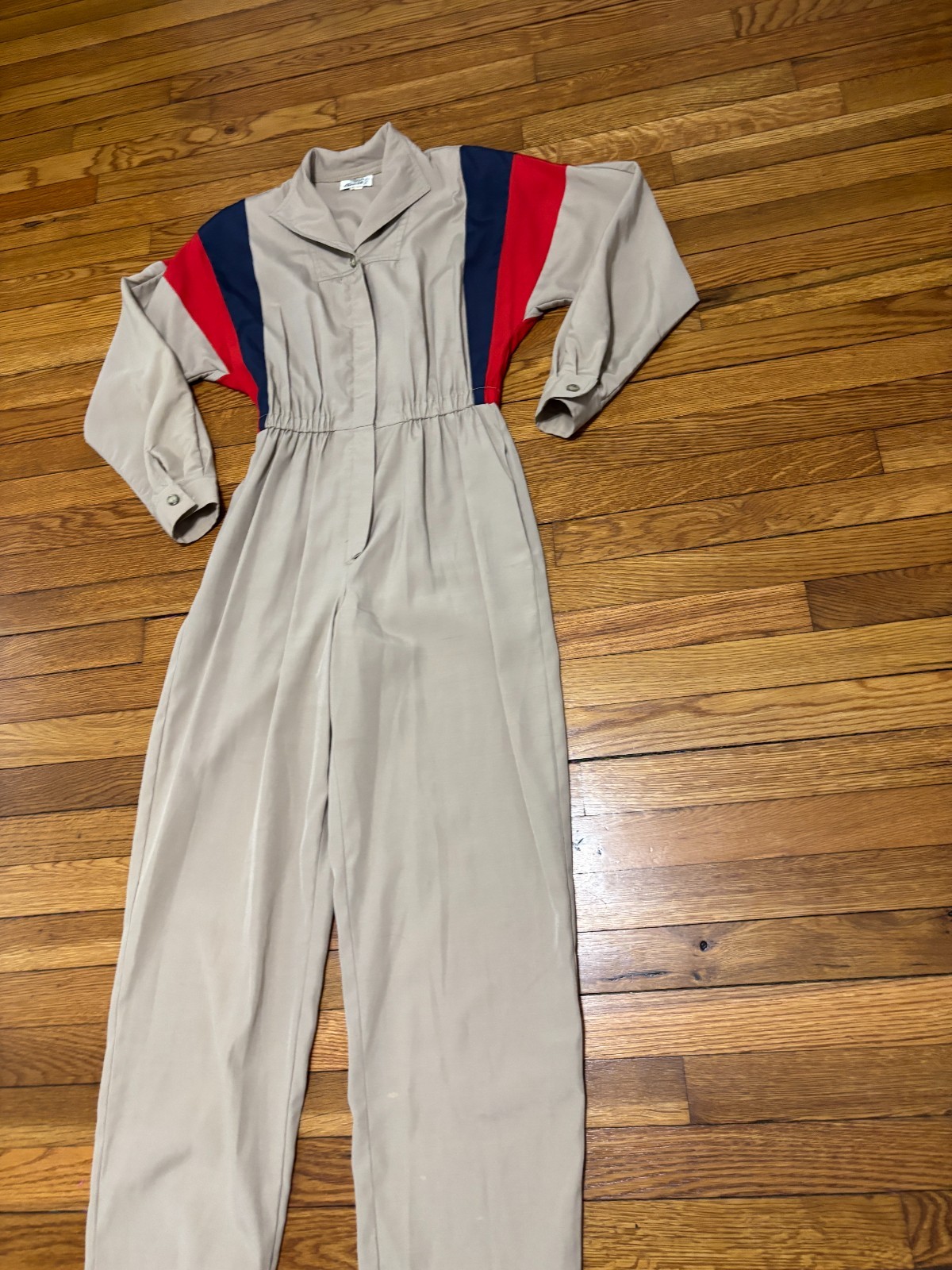 Vintage 1960’s Sue Brett Womens Jumpsuit Size 7/8 Beige Coveralls Zip Up Flyers