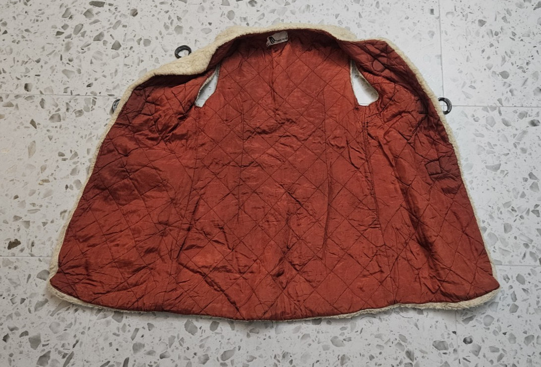 VTG Happy Legs Faux Fur Buckle Vest Women’s XS