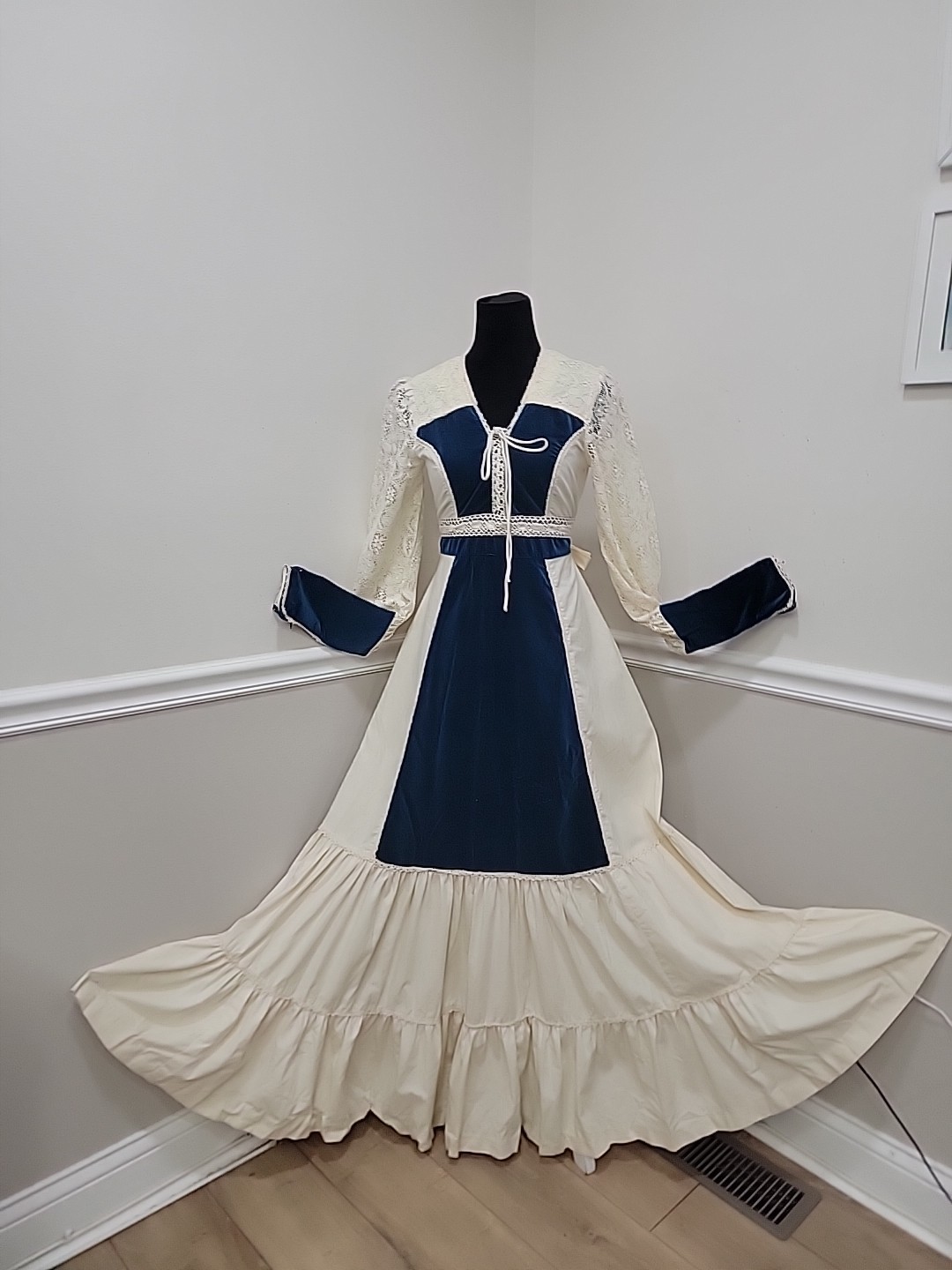 VTG Gunne Sax By Jessicas Prairie Lace Corset Maxi Dress Ivory Blue Boho